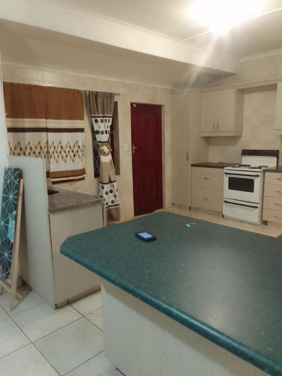 Mlawu Guest House