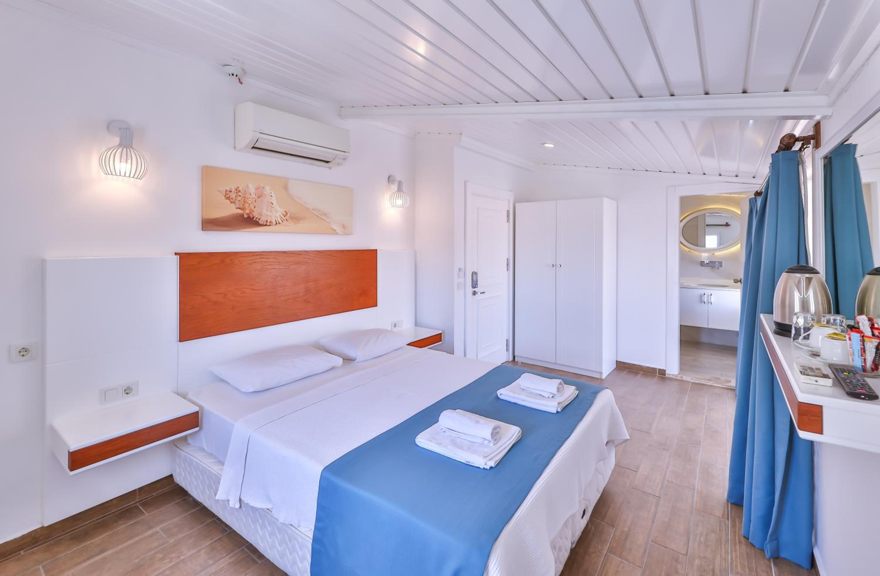 Mina Apart Hotel - Image 6