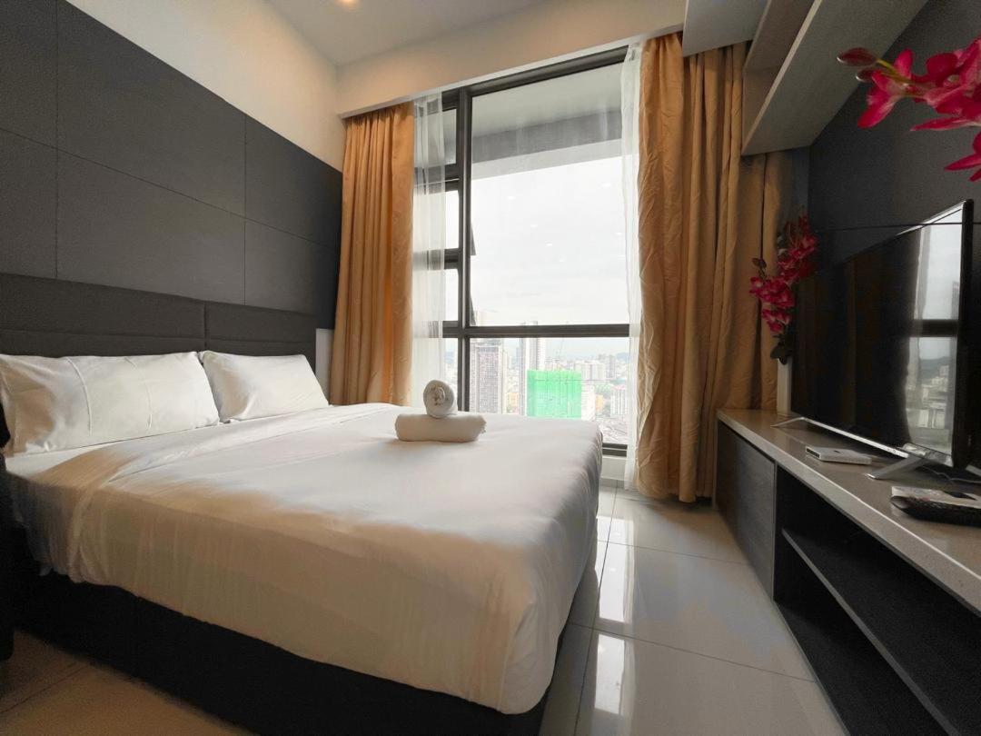 The Robertson-Bukit Bintang by PILLOWTALKS