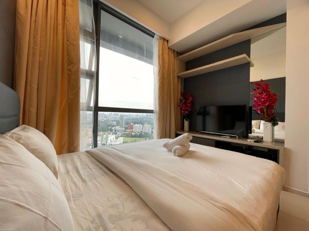 The Robertson-Bukit Bintang by PILLOWTALKS
