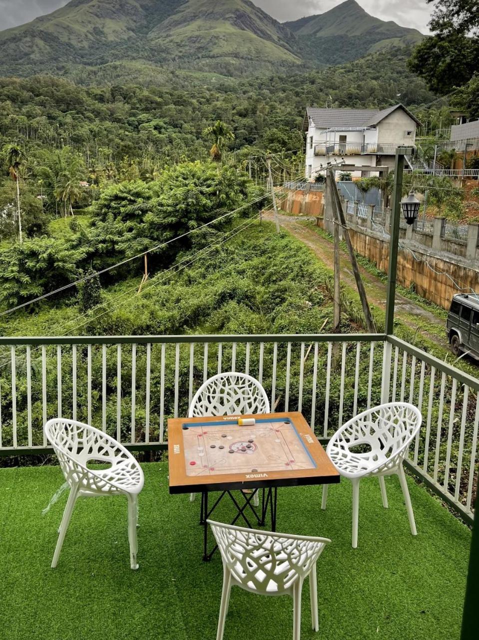Mint villa