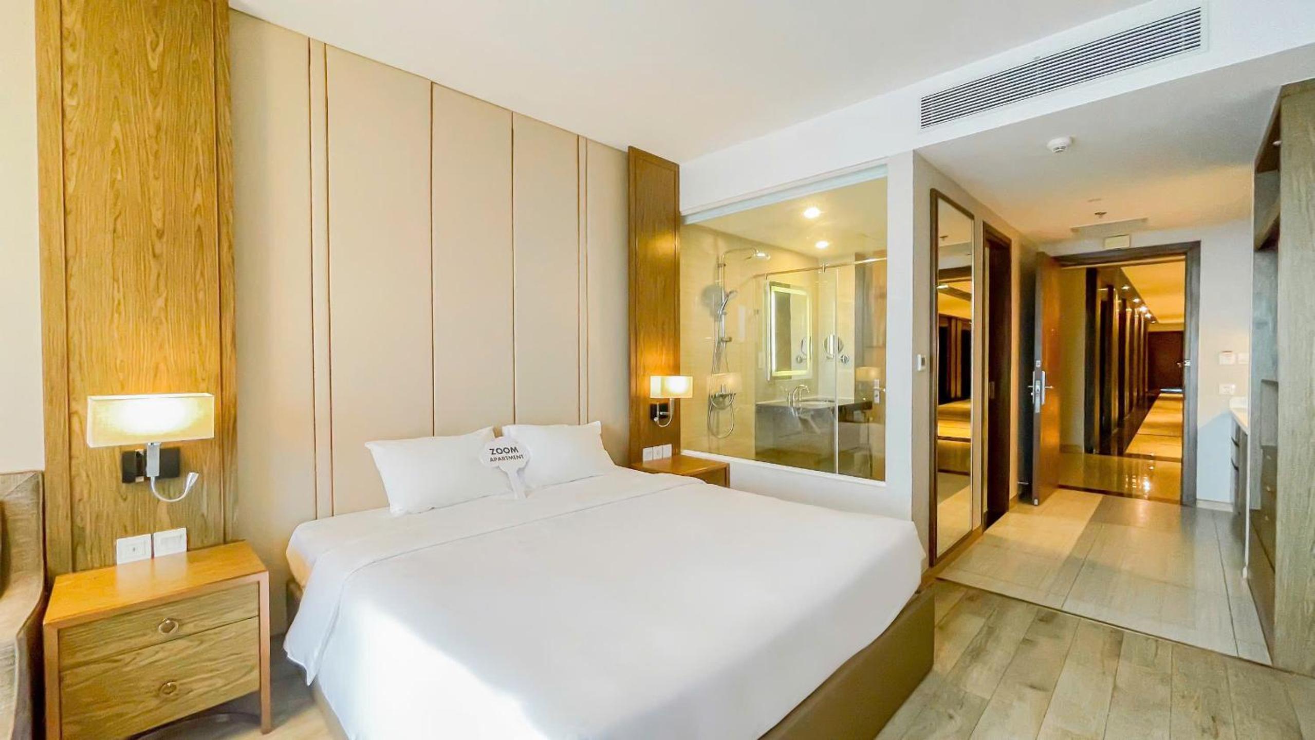 Cozy Panorama Apartment In Front of the City Center Beach