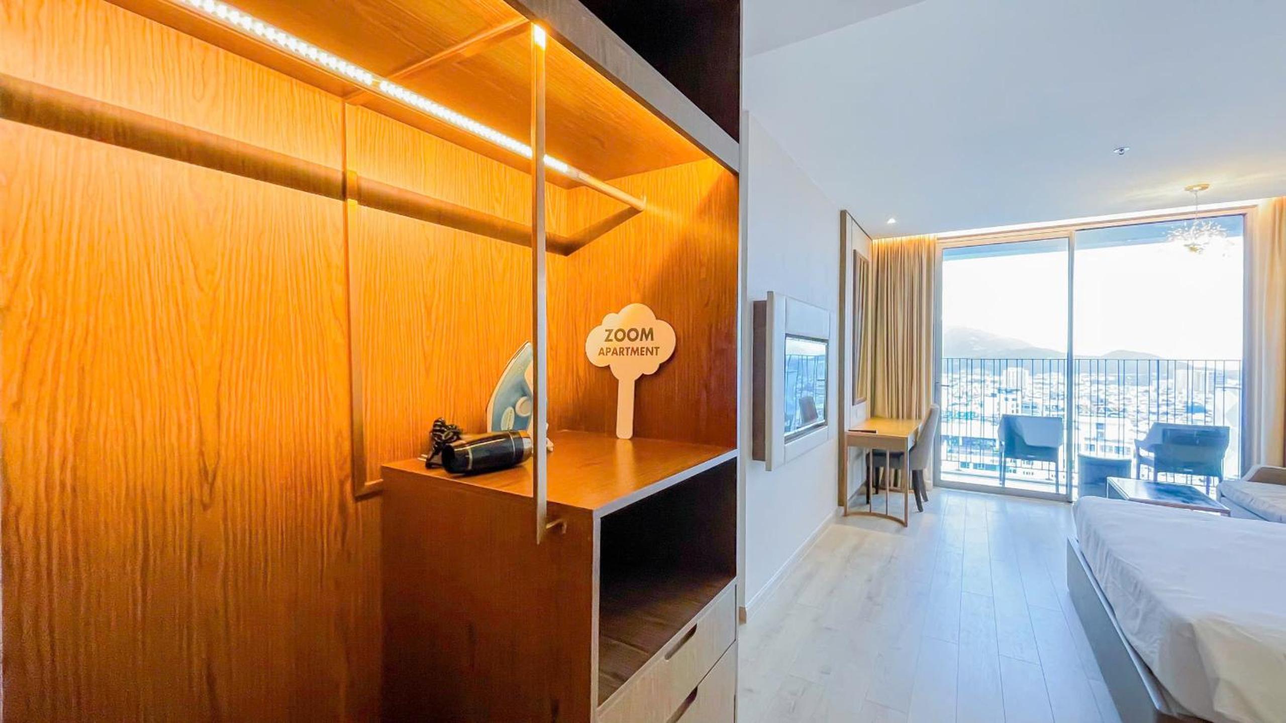 Cozy Panorama Apartment In Front of the City Center Beach