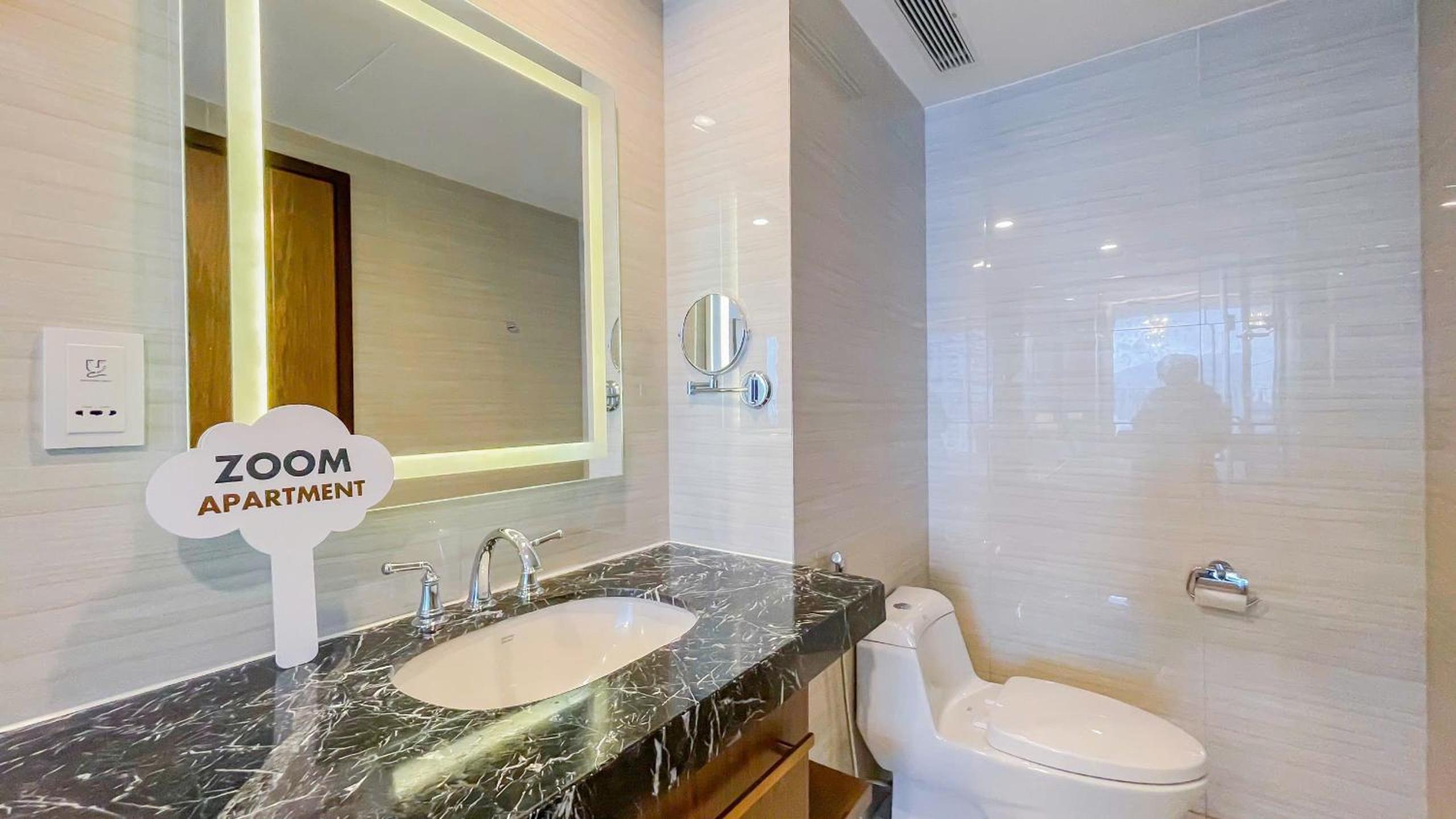 Cozy Panorama Apartment In Front of the City Center Beach