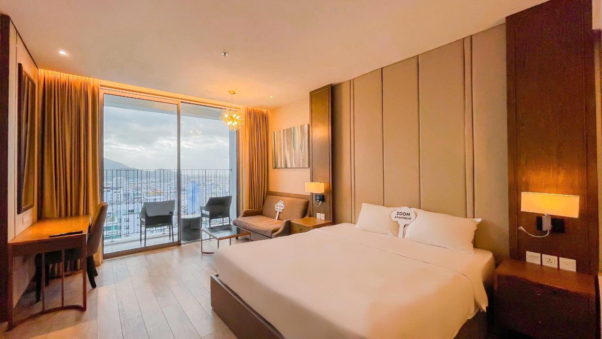 Cozy Panorama Apartment In Front of the City Center Beach