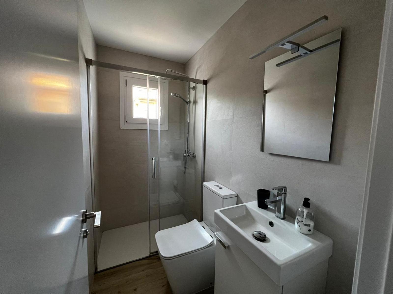 Acogedora casa con piscina
