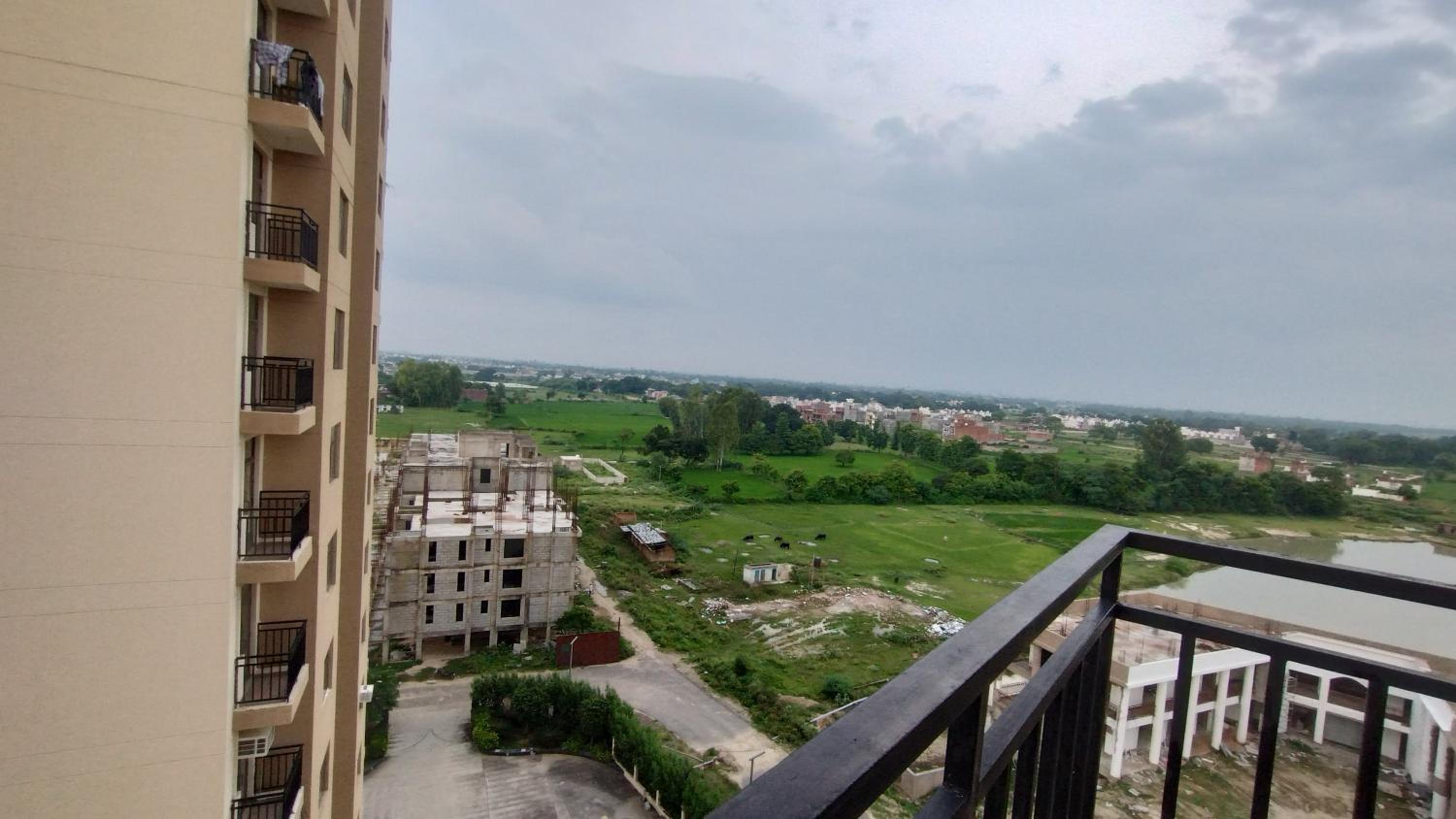 BnBBuddy 3 BHK Exotic BR Lucknow view 3