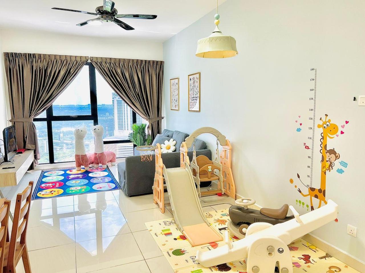 Mosaic Residence Mid Valley South Key BY R9 Homestay