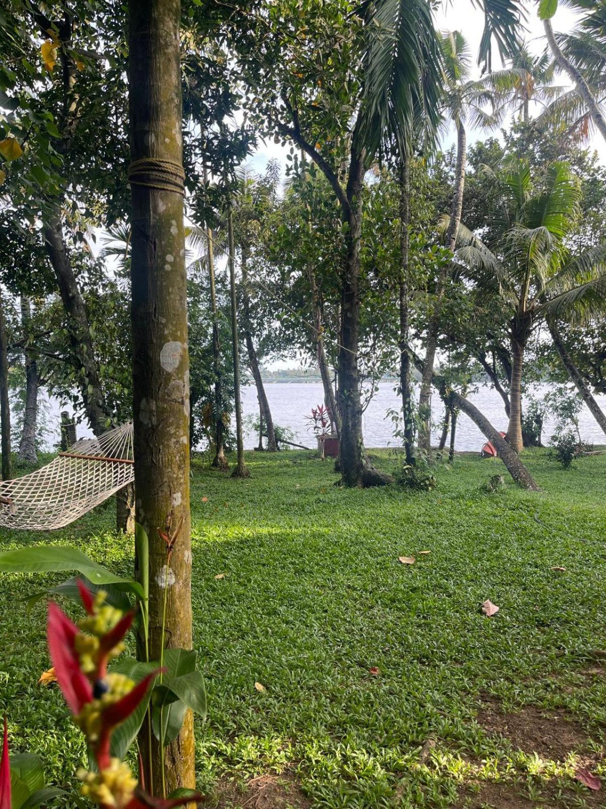 AshtamudiVillas