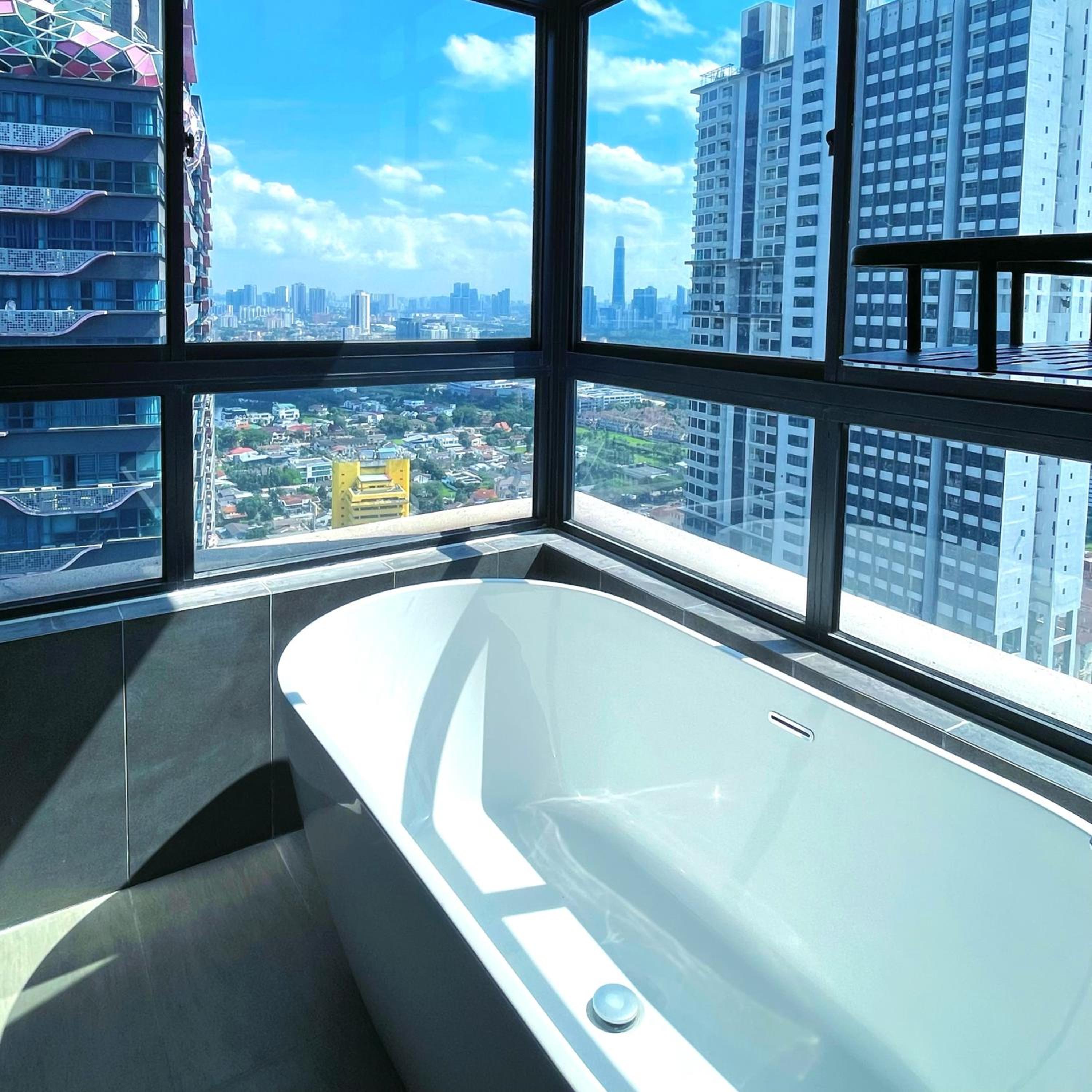 Astoria Ampang x Near KLCC TRX BigRoom 12pax