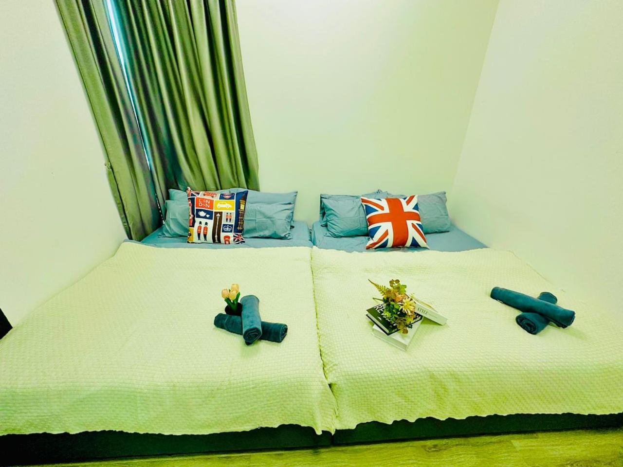 Mosaic Residence Mid Valley South Key BY R9 Homestay