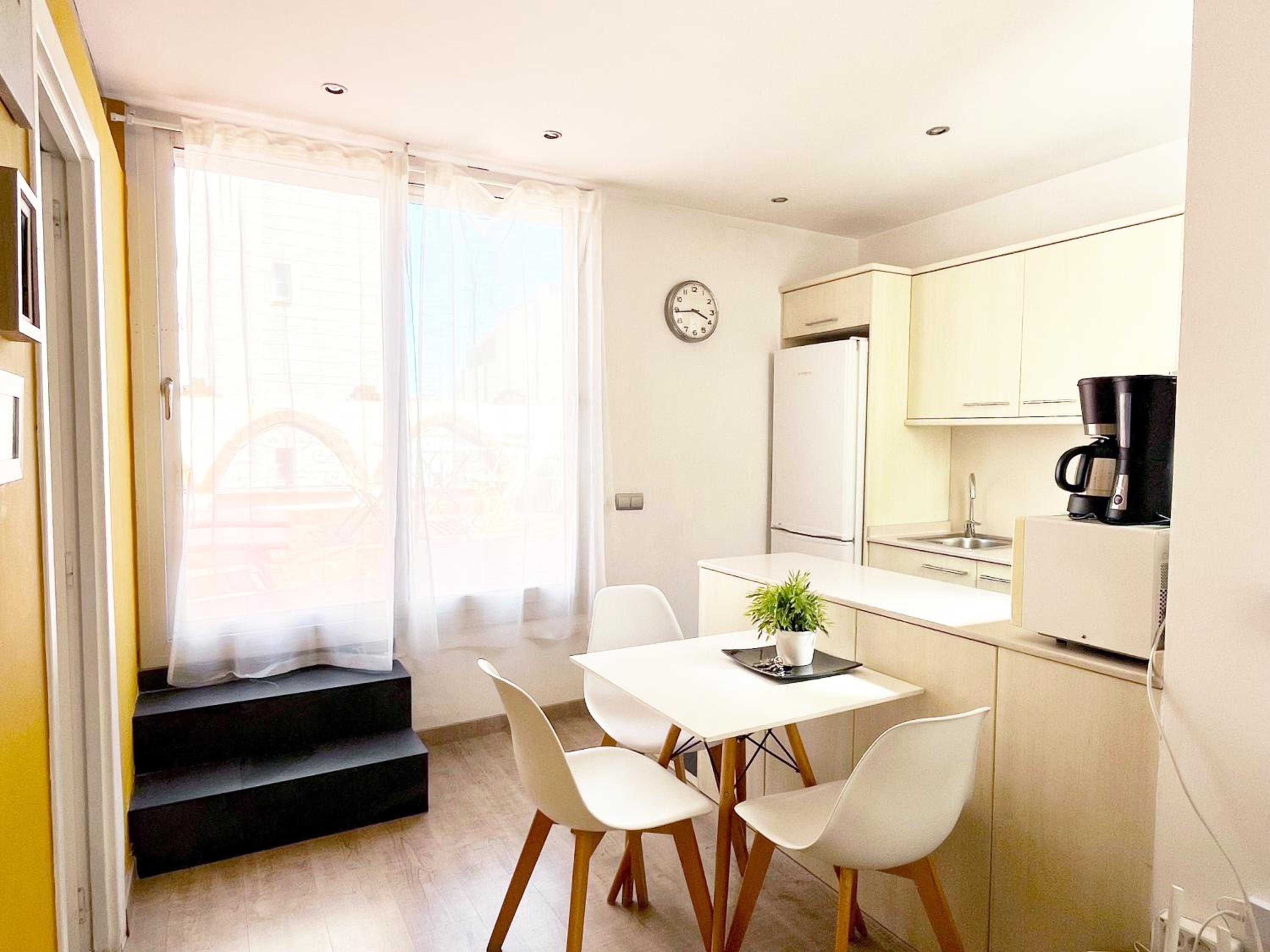 Feelathome Center Apartments