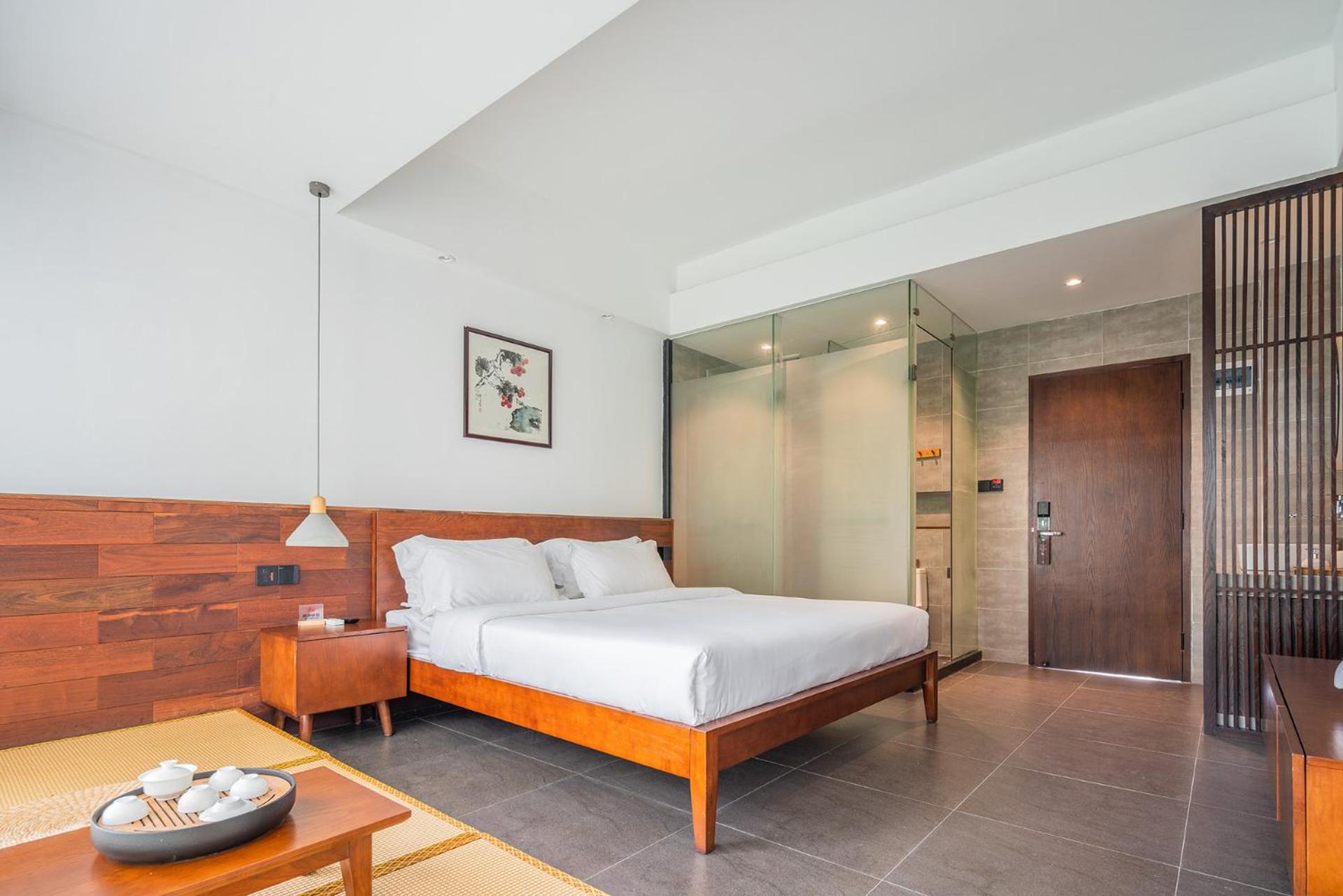 Baiyun Airport punguin international hotel &free airport shuttle 企鹅电竞机场酒店