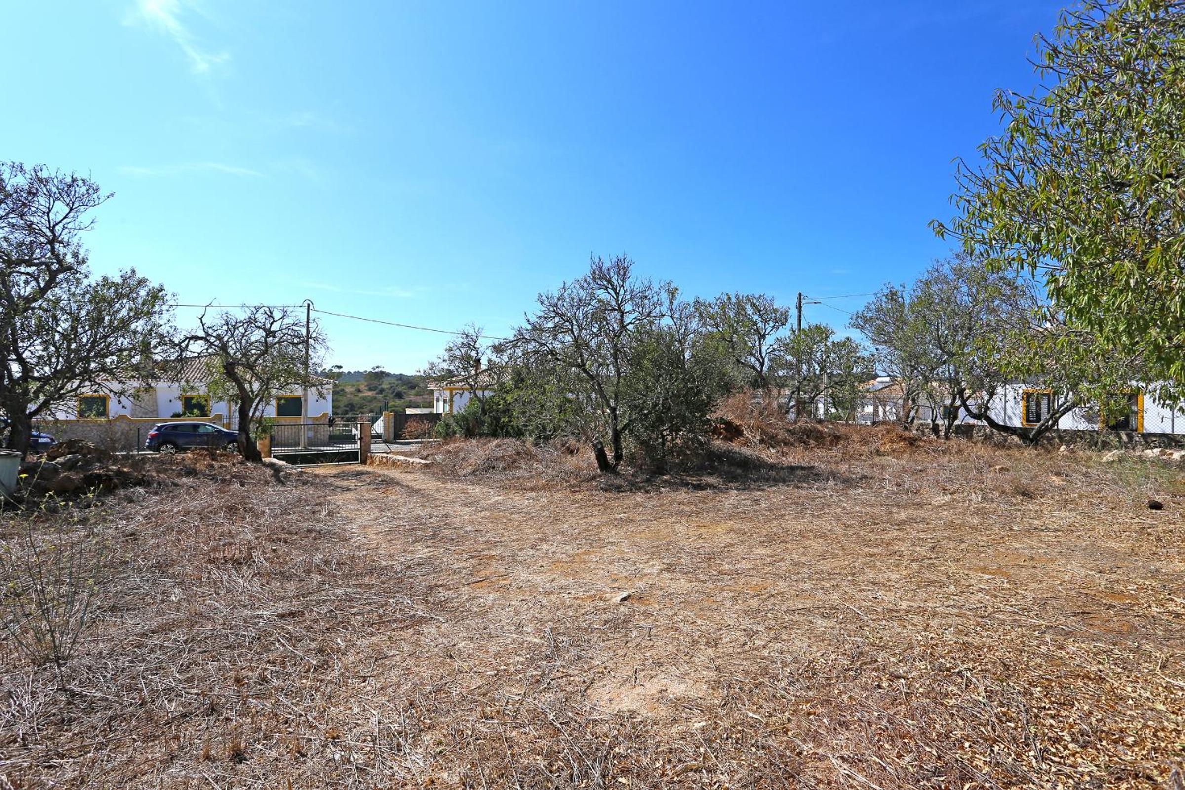 D13 - Eiras Velhas Holiday House in Almádena view 4