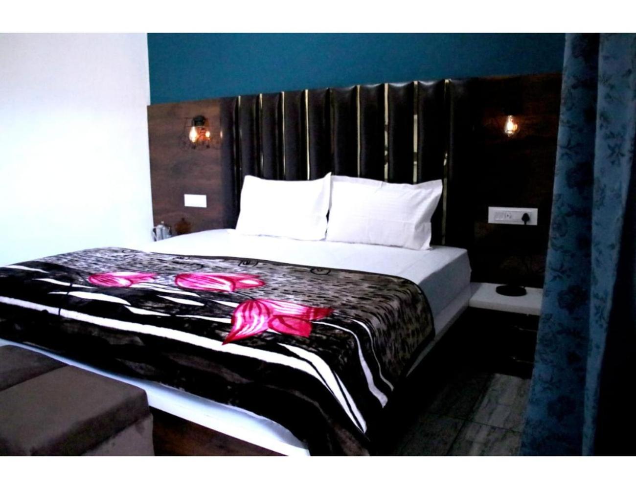 Manu Luxury Home Stay,Palampur