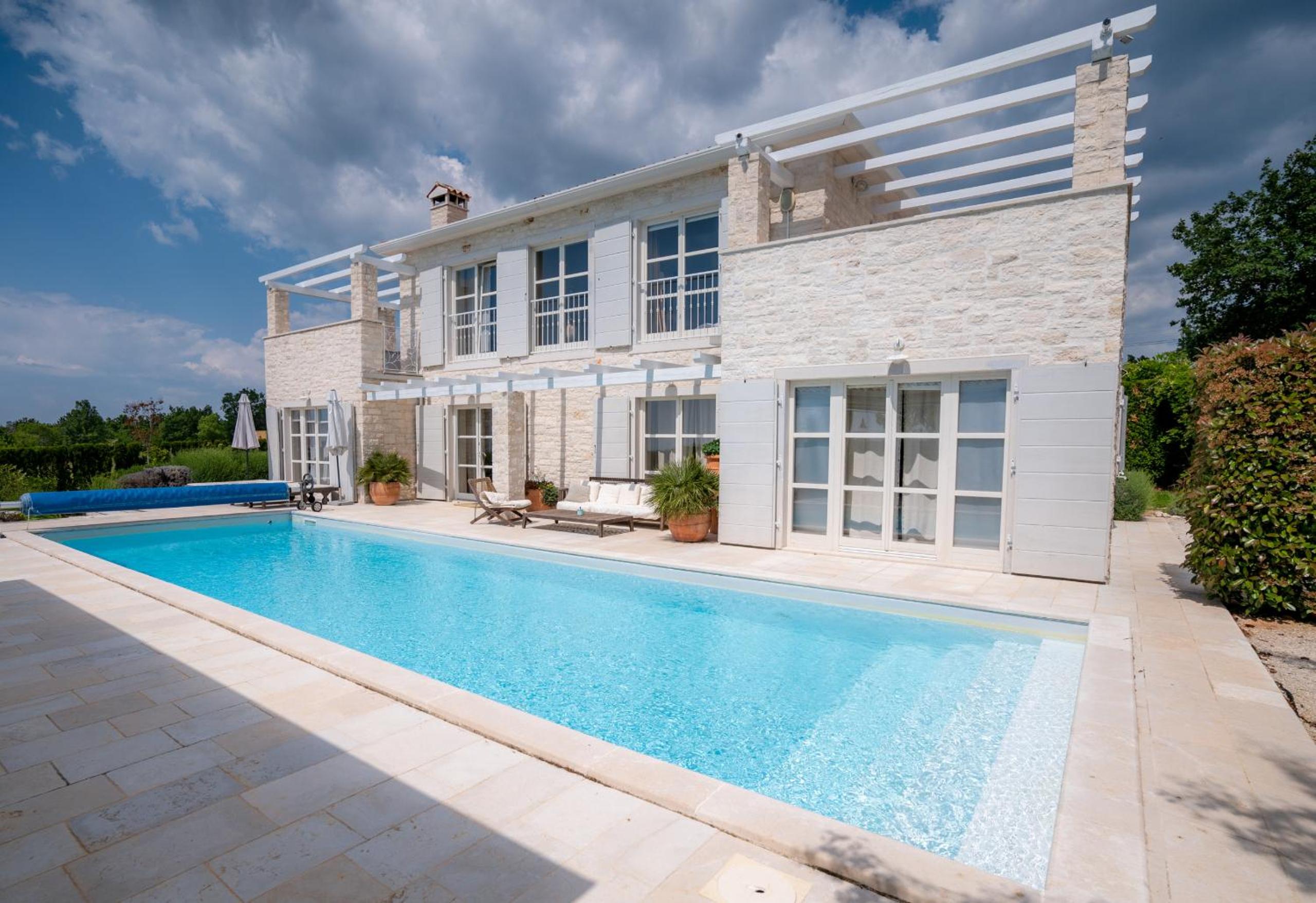 Villa Moonlight 1 near Porec for 9 person - pet friendly with large garden, playground & 50 m2 pool