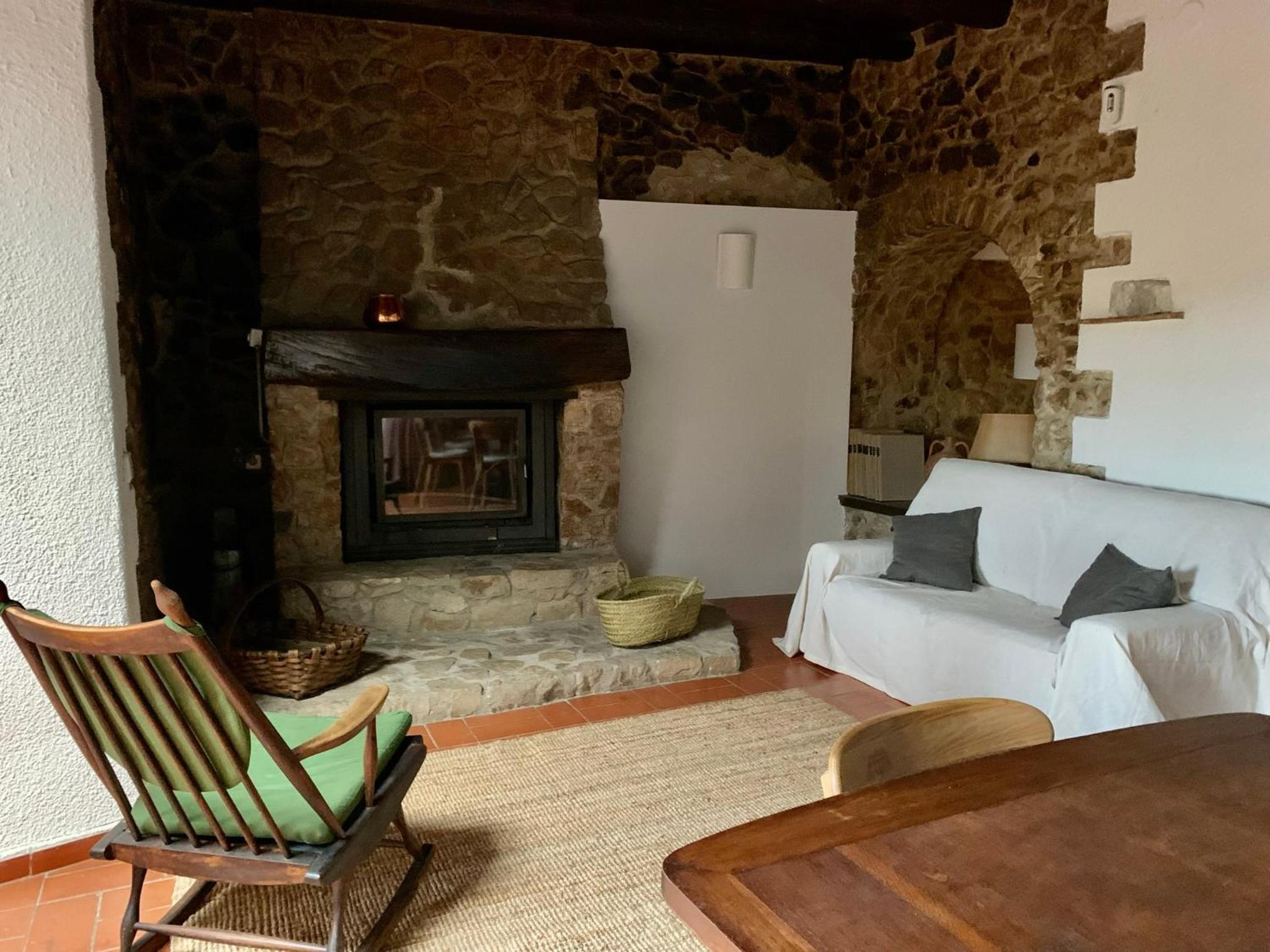 Els Racons del Fort Castle hosting up to 18 people view 4