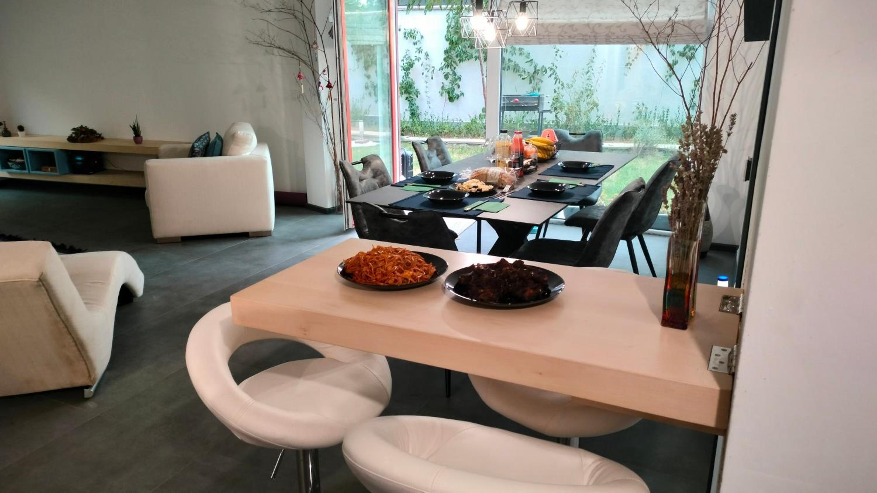 dining