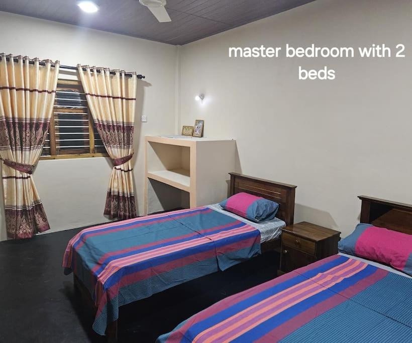 Lovely 4 bedroom top floor home in Kokkuvil East view 3