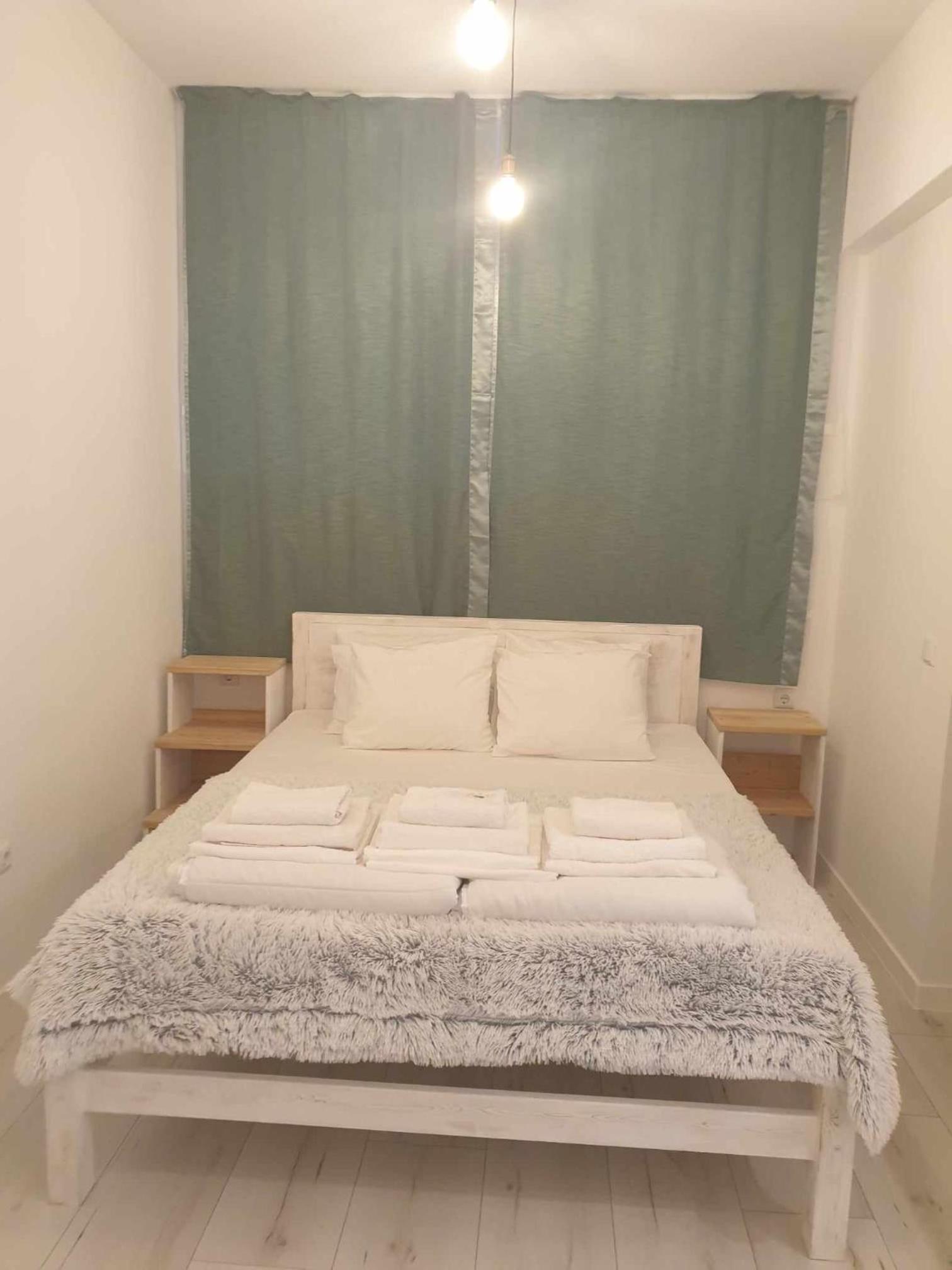 BOHO CHIC STUDIO Free parking upon request