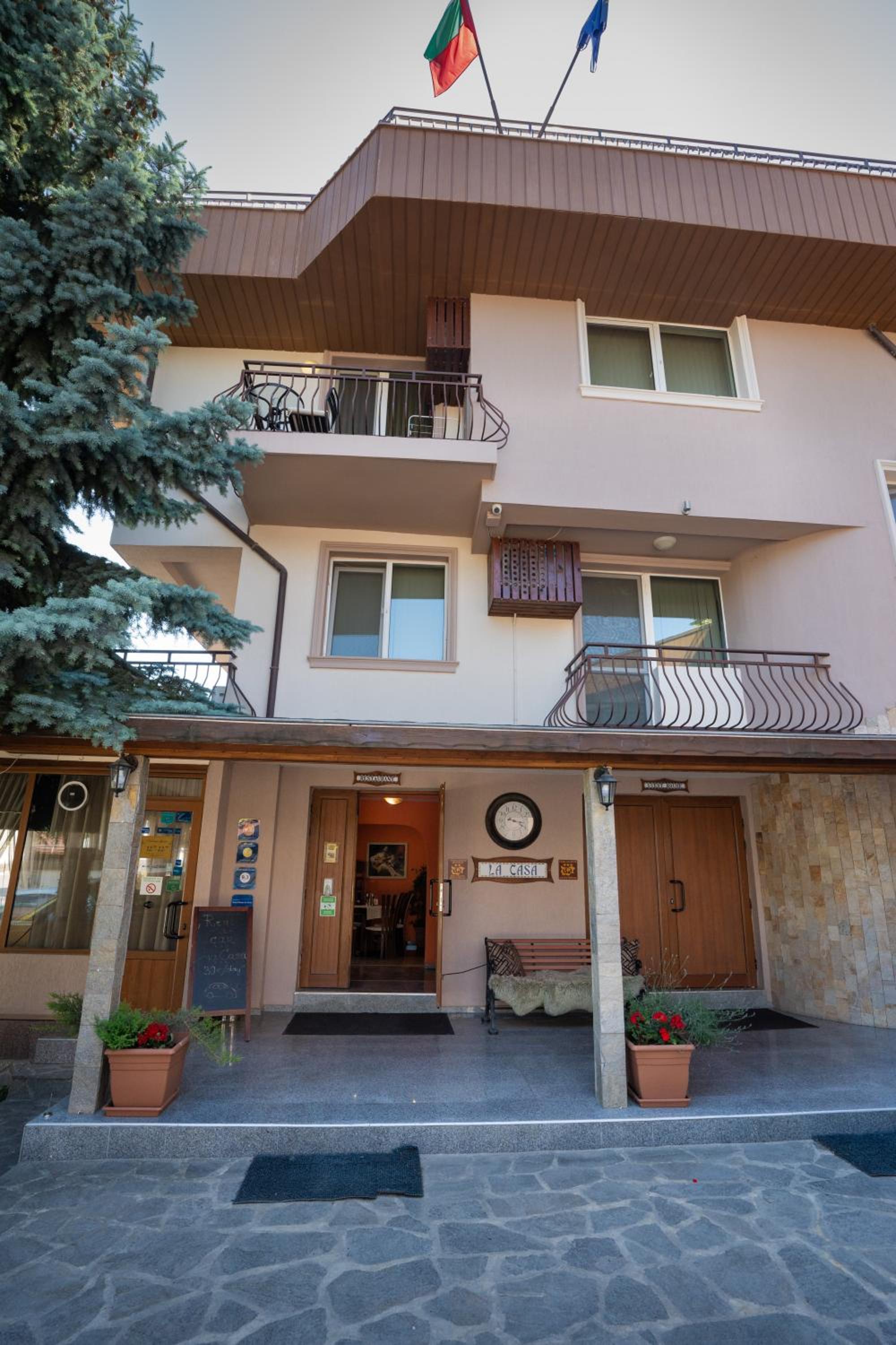 Guest House La Casa