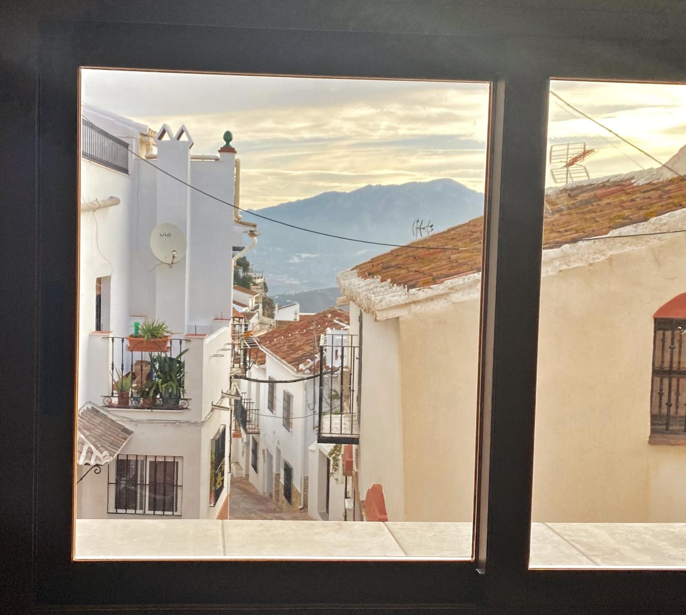 Casita de los Azulejos in Comares
