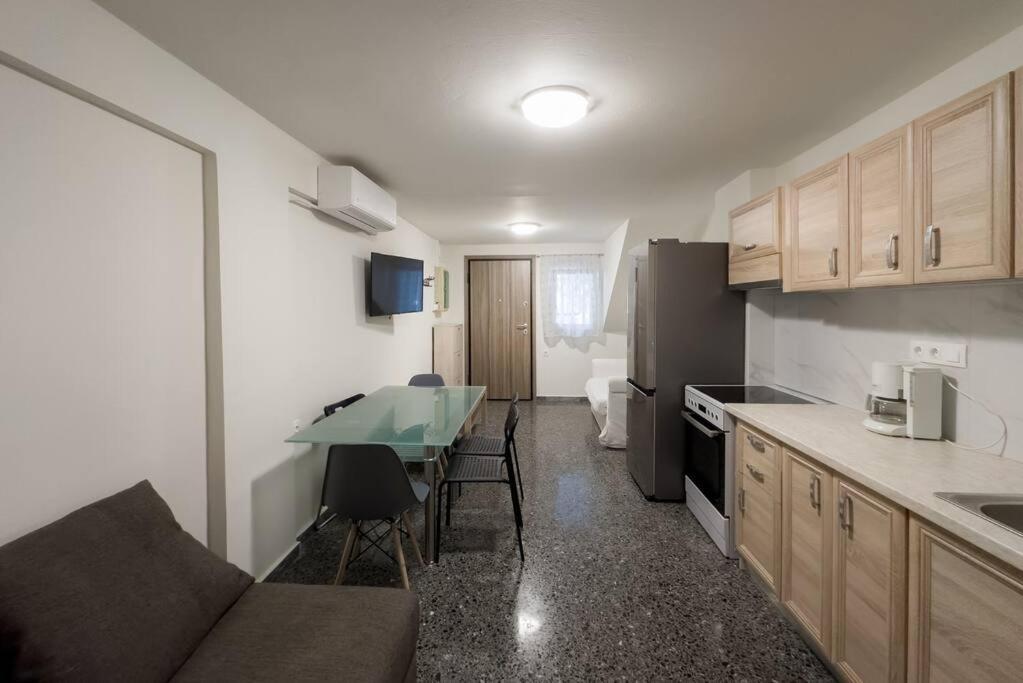 New & Comfy Flat in Pangrati