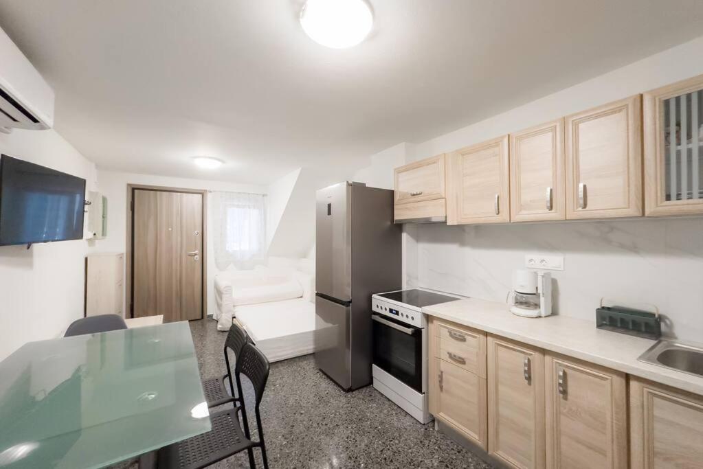 New & Comfy Flat in Pangrati