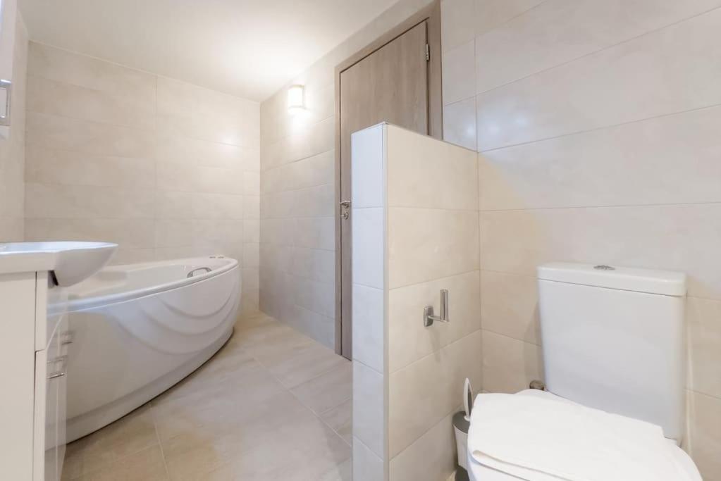 New & Comfy Flat in Pangrati