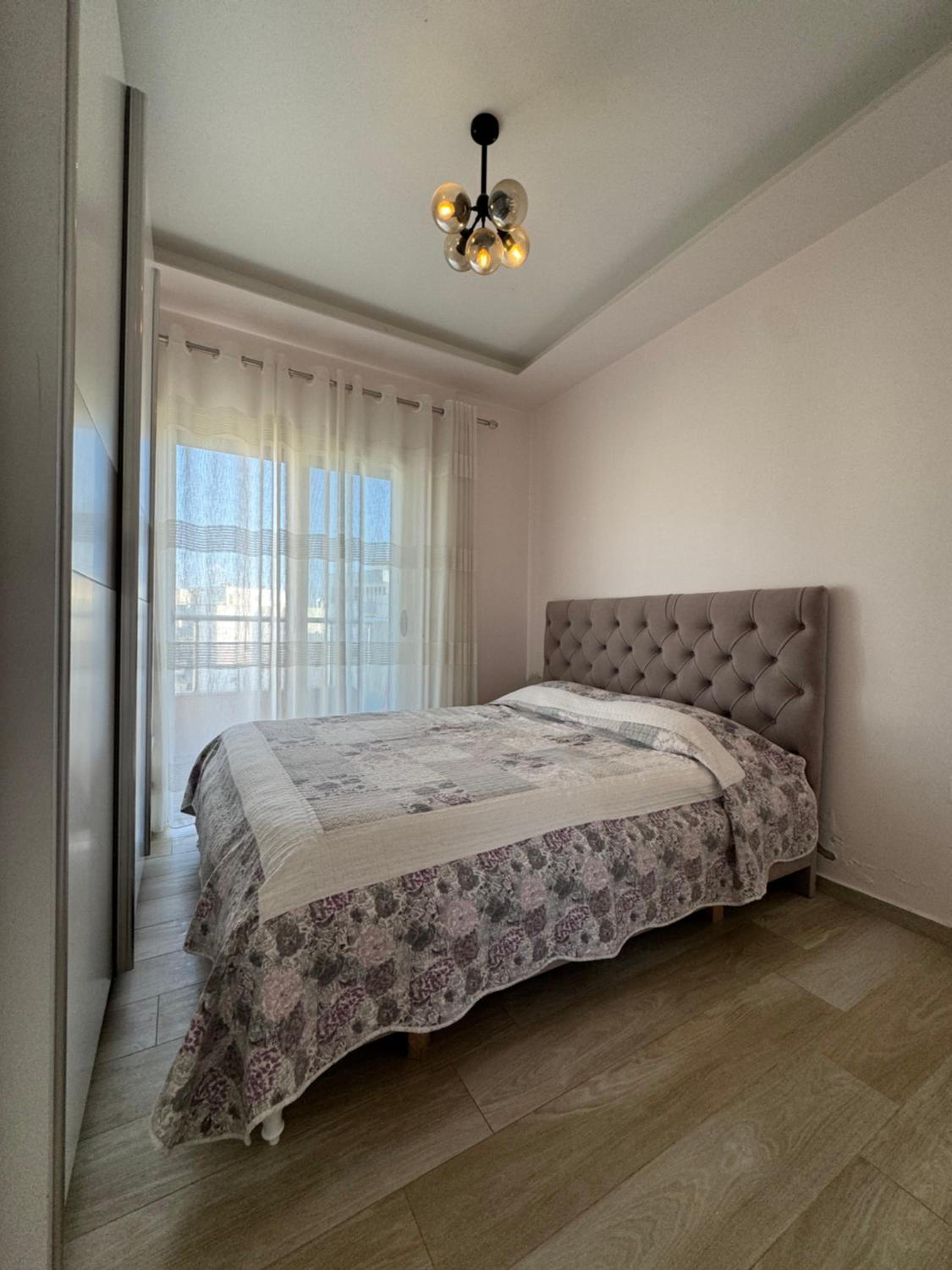 Sea View Deluxe Apartments Qerret Golem