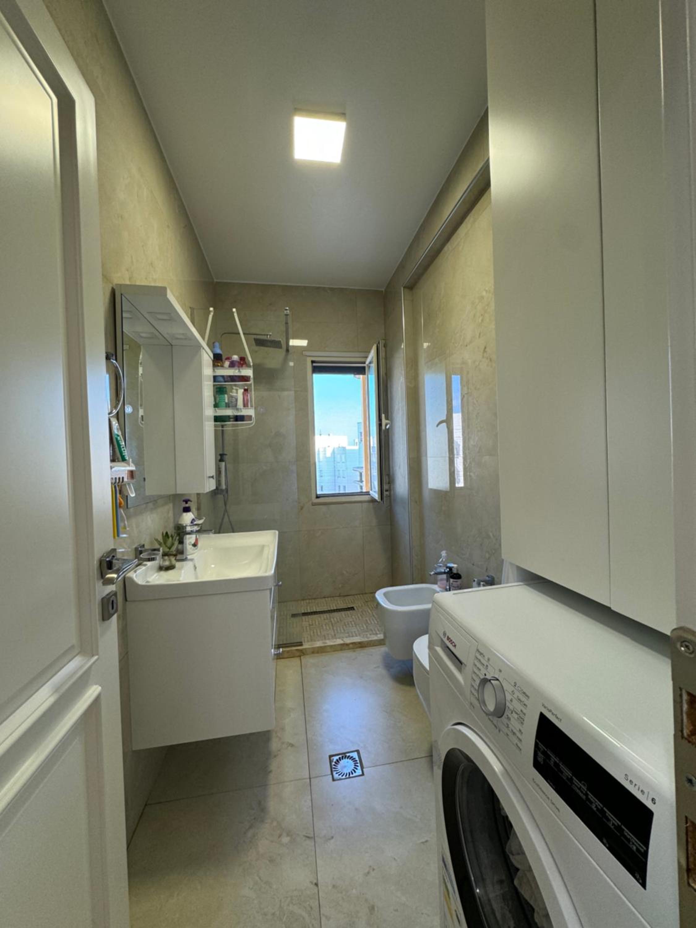 Sea View Deluxe Apartments Qerret Golem