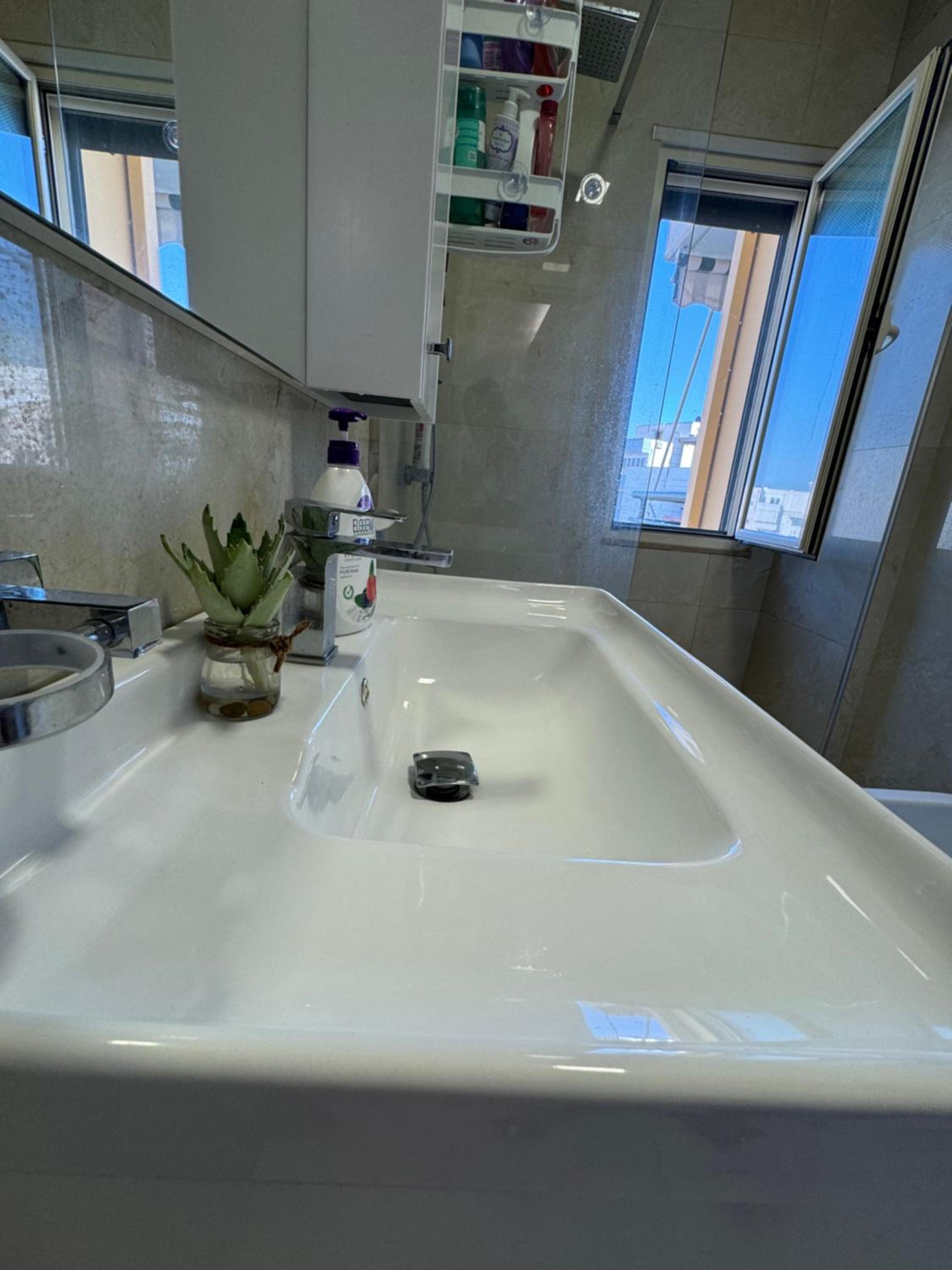 Sea View Deluxe Apartments Qerret Golem