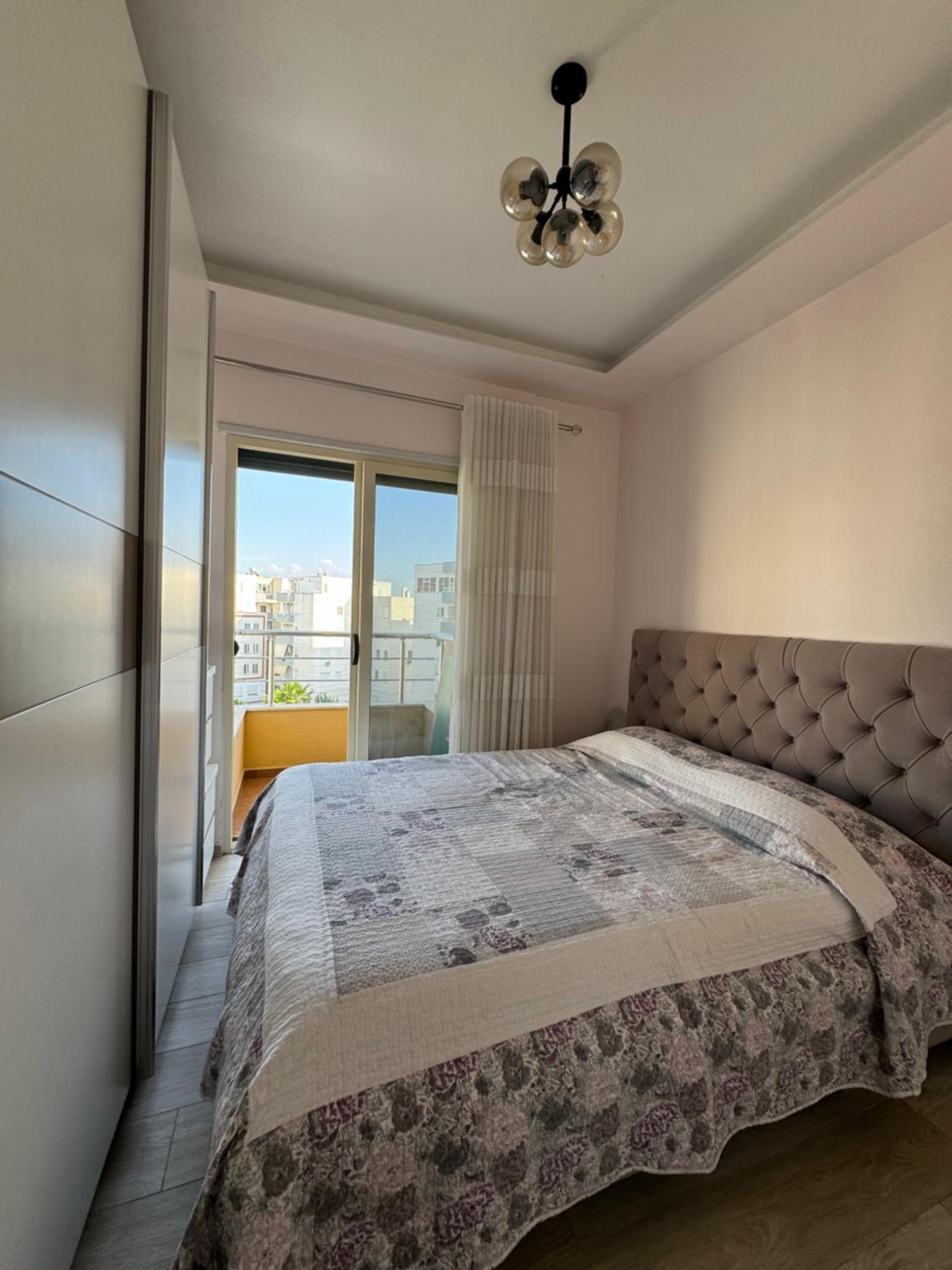 Sea View Deluxe Apartments Qerret Golem