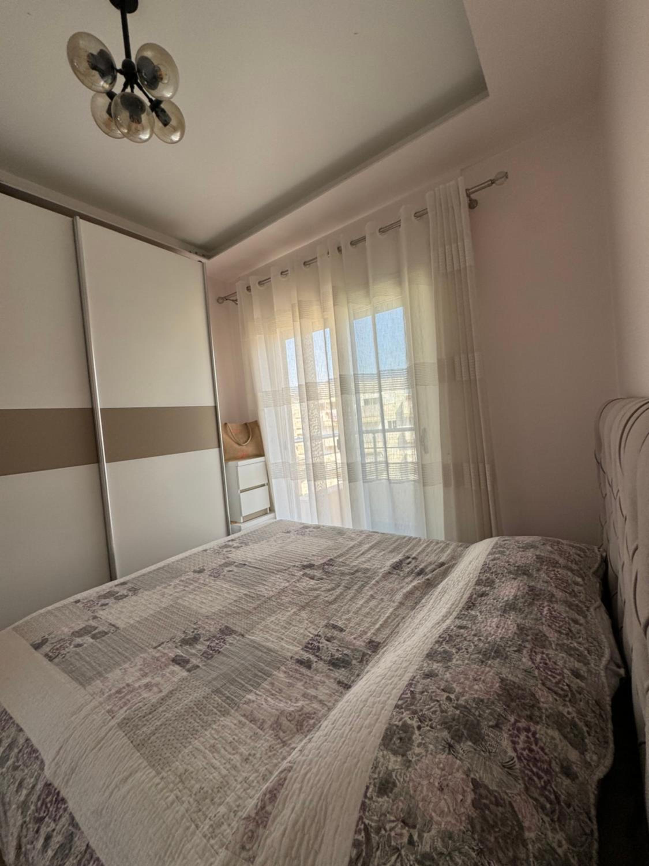 Sea View Deluxe Apartments Qerret Golem