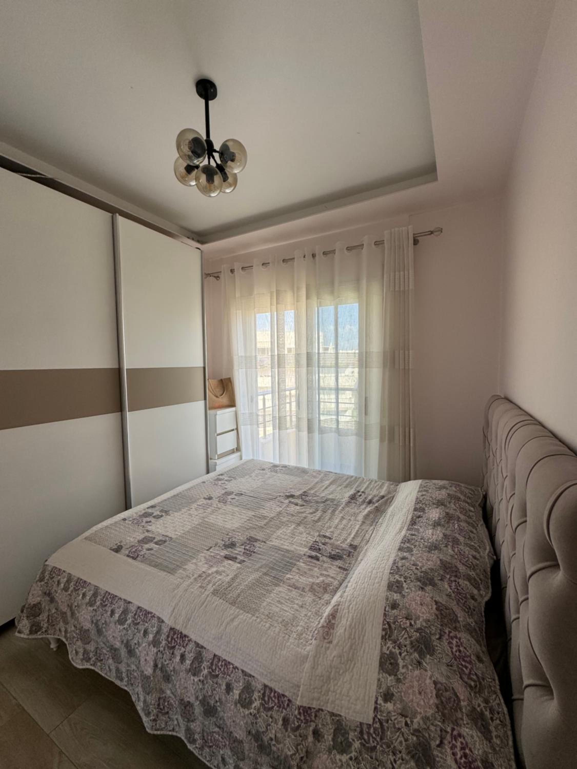 Sea View Deluxe Apartments Qerret Golem