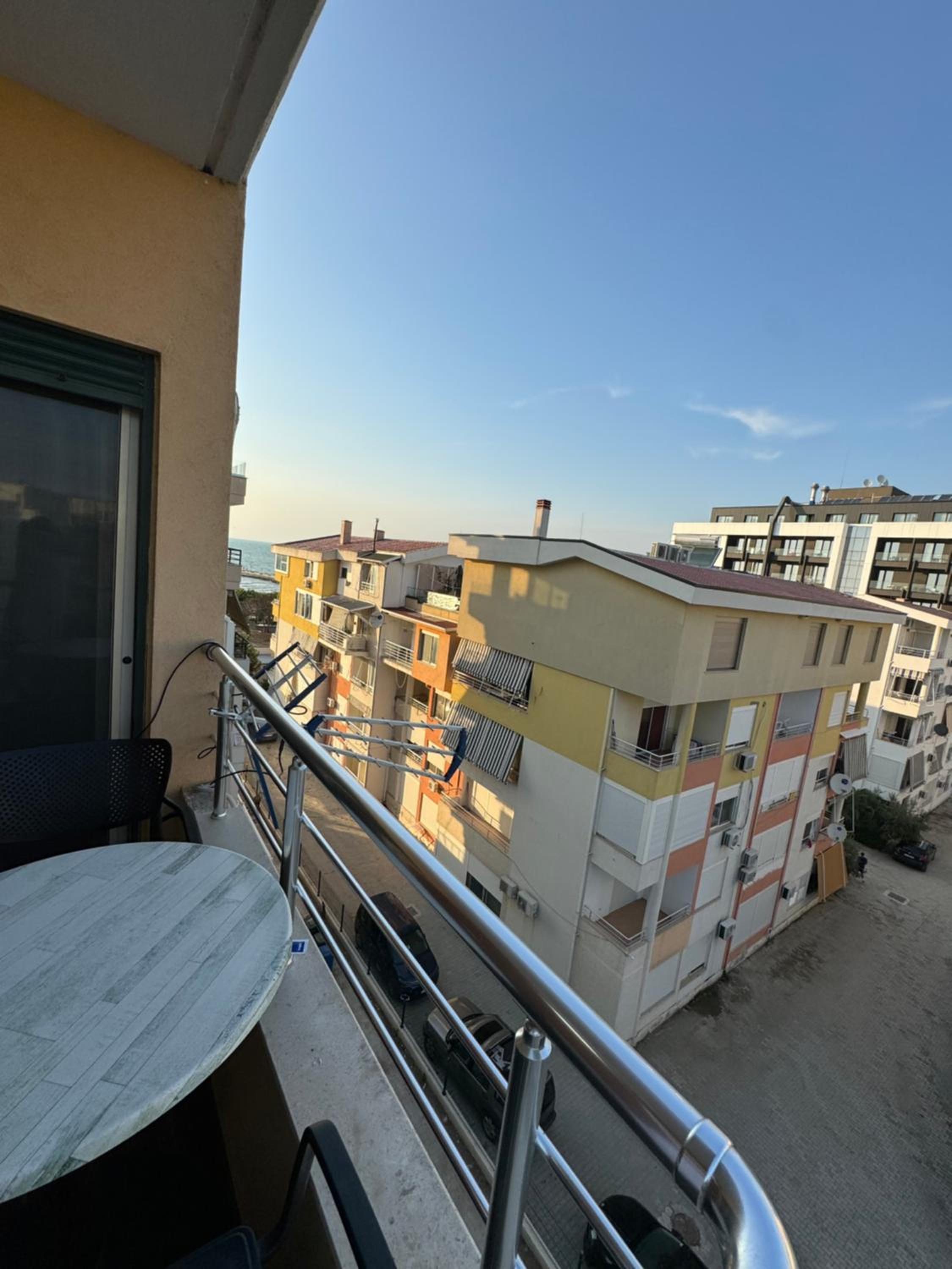 Sea View Deluxe Apartments Qerret Golem