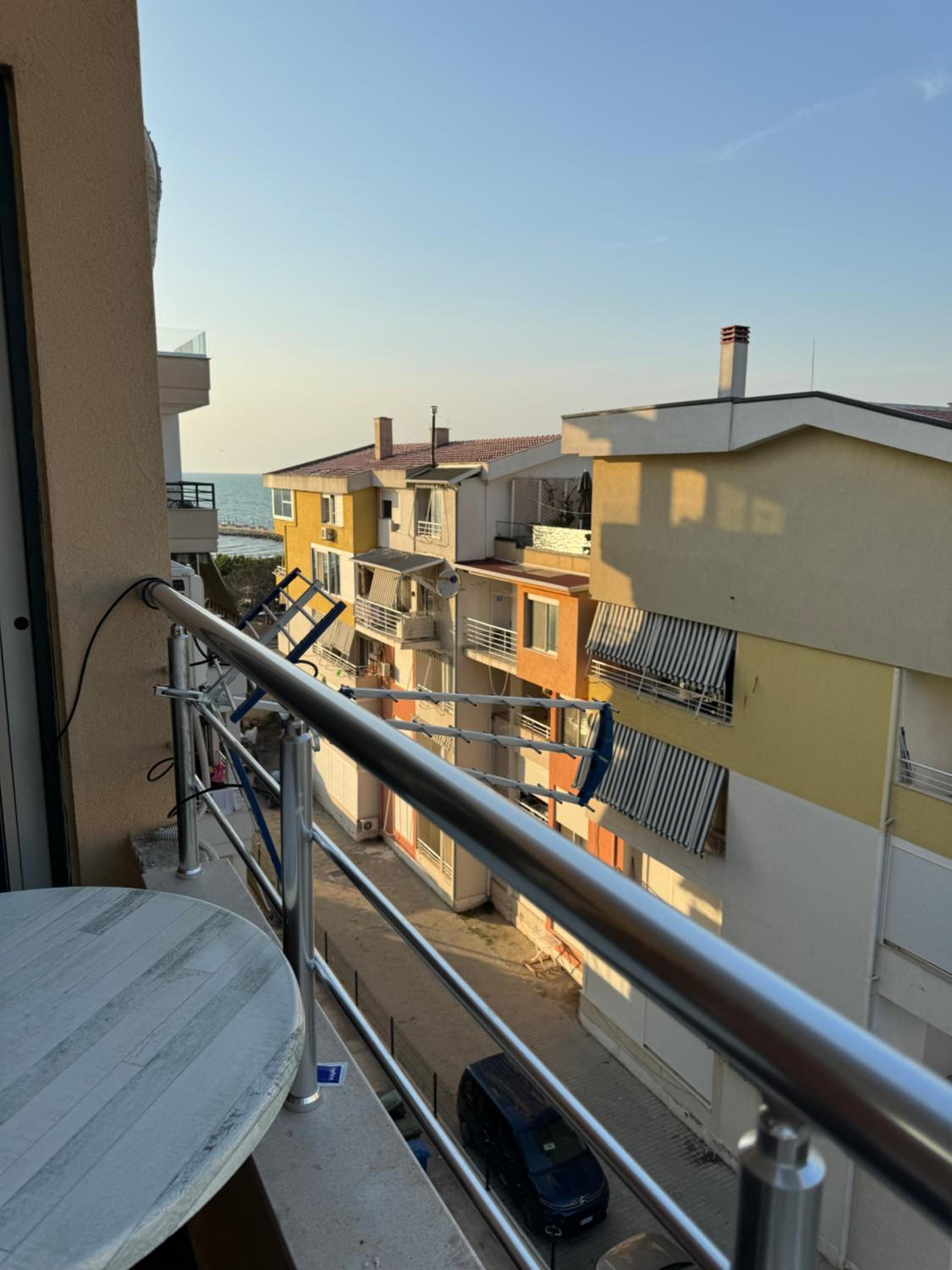 Sea View Deluxe Apartments Qerret Golem
