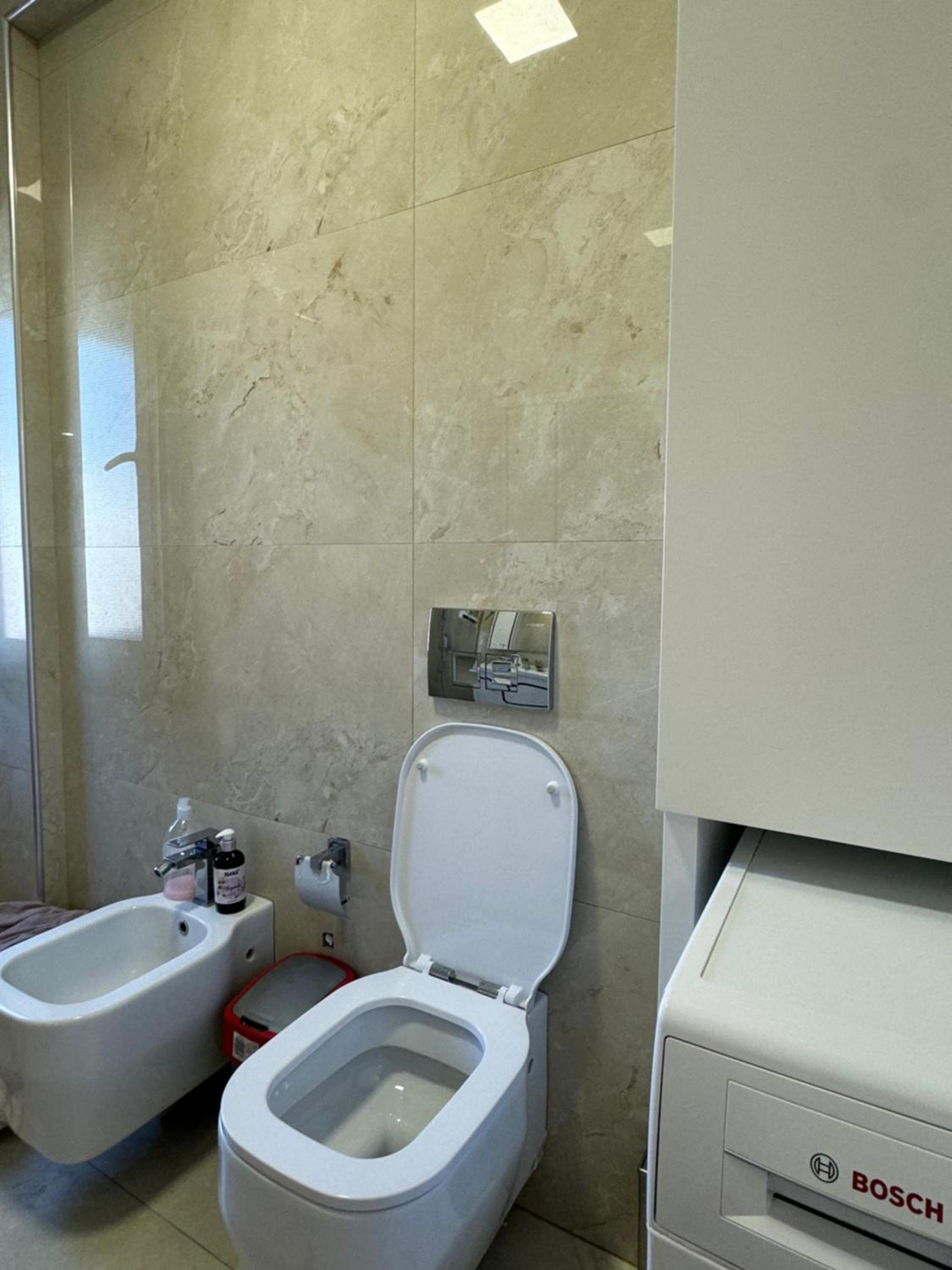 Sea View Deluxe Apartments Qerret Golem