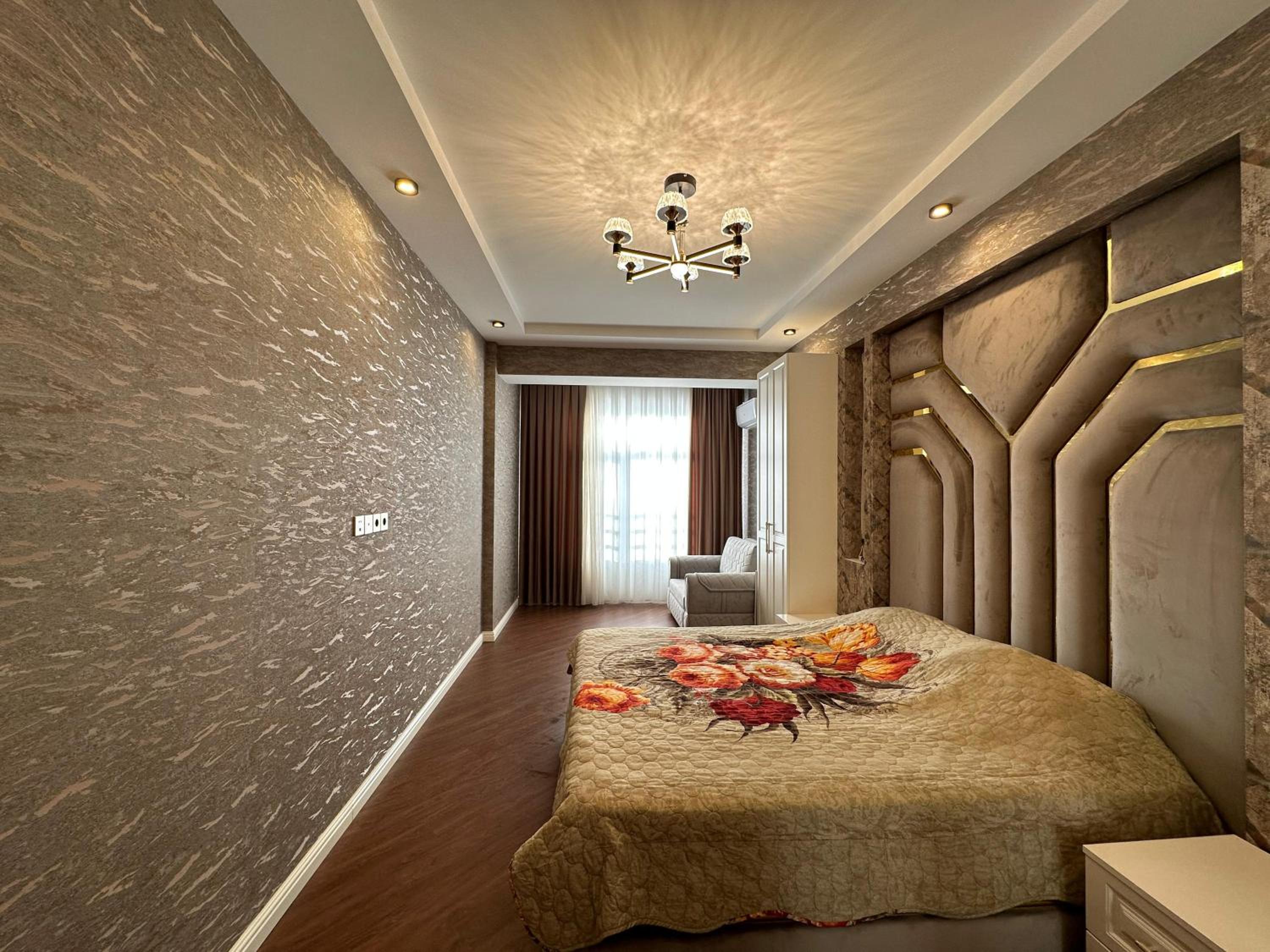 Khatai Lux Apartment