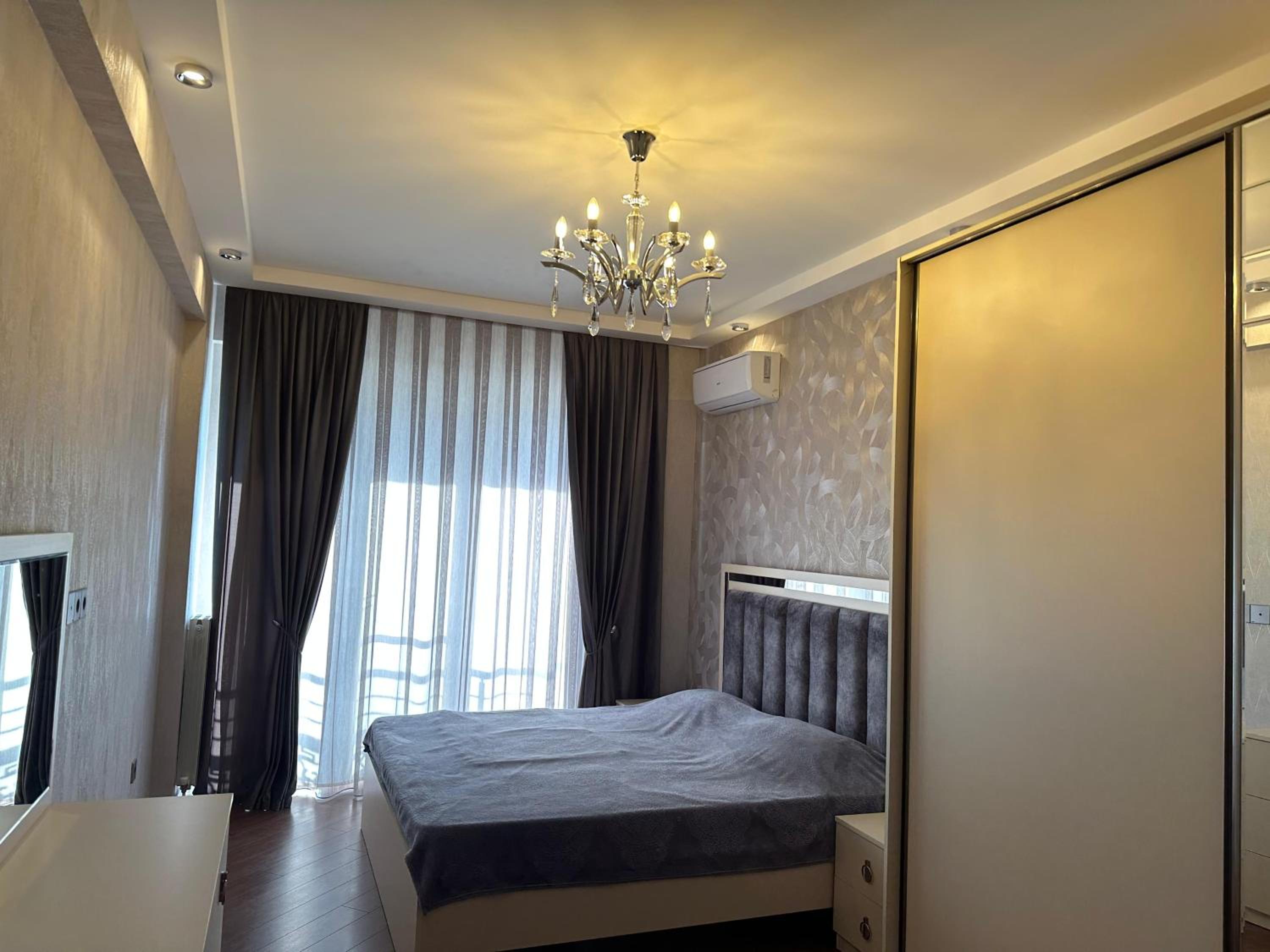 Khatai Lux Apartment