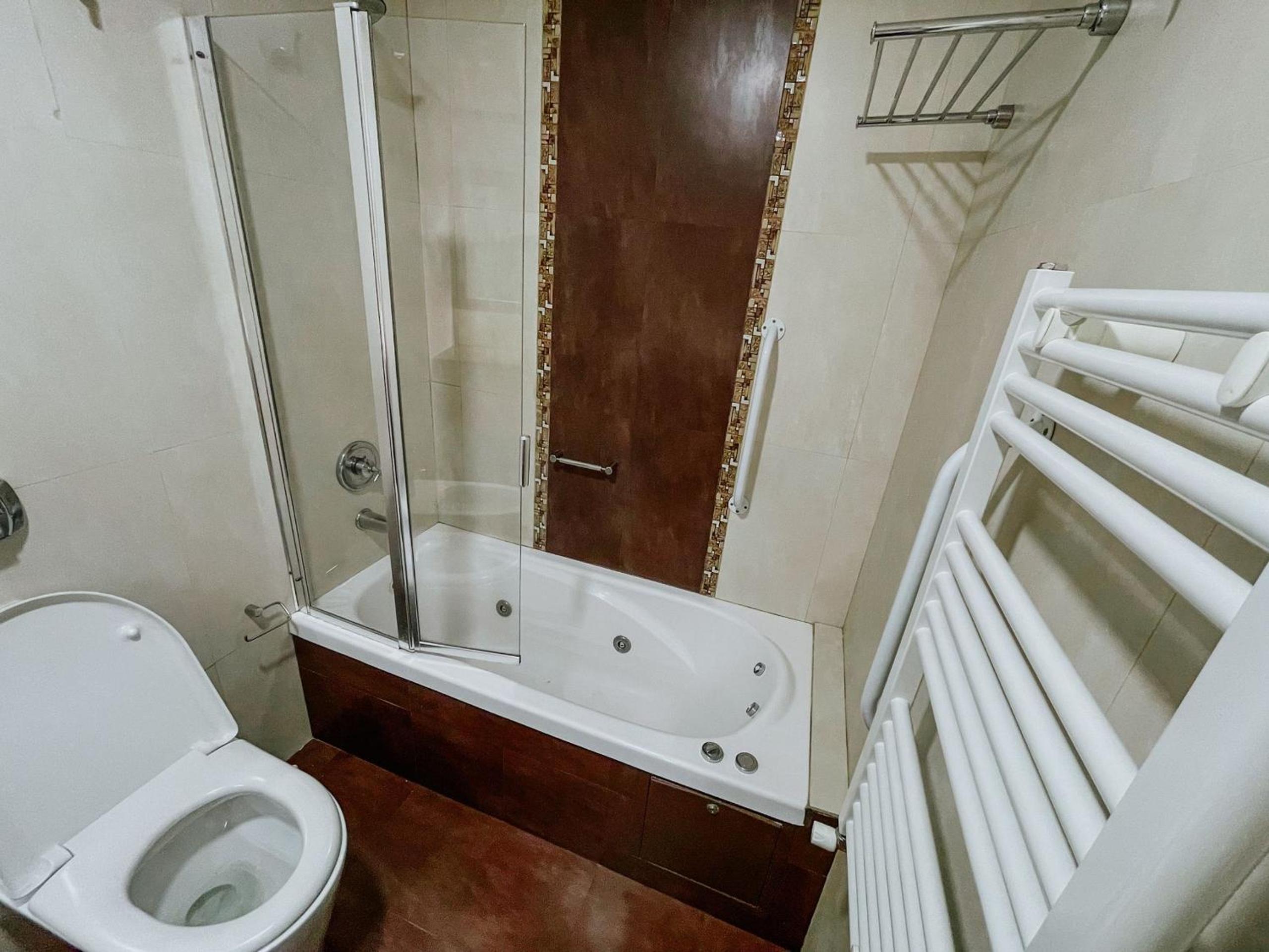 Viejo Lobo - Aunaisin apartamento sobre calle principal