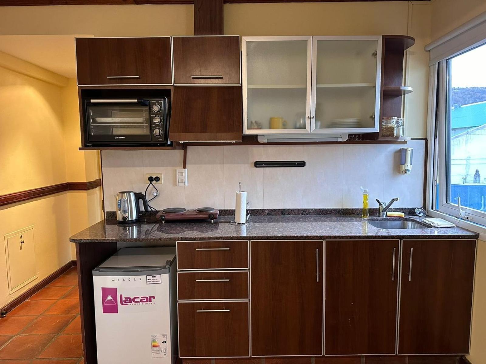 Viejo Lobo - Aunaisin apartamento sobre calle principal
