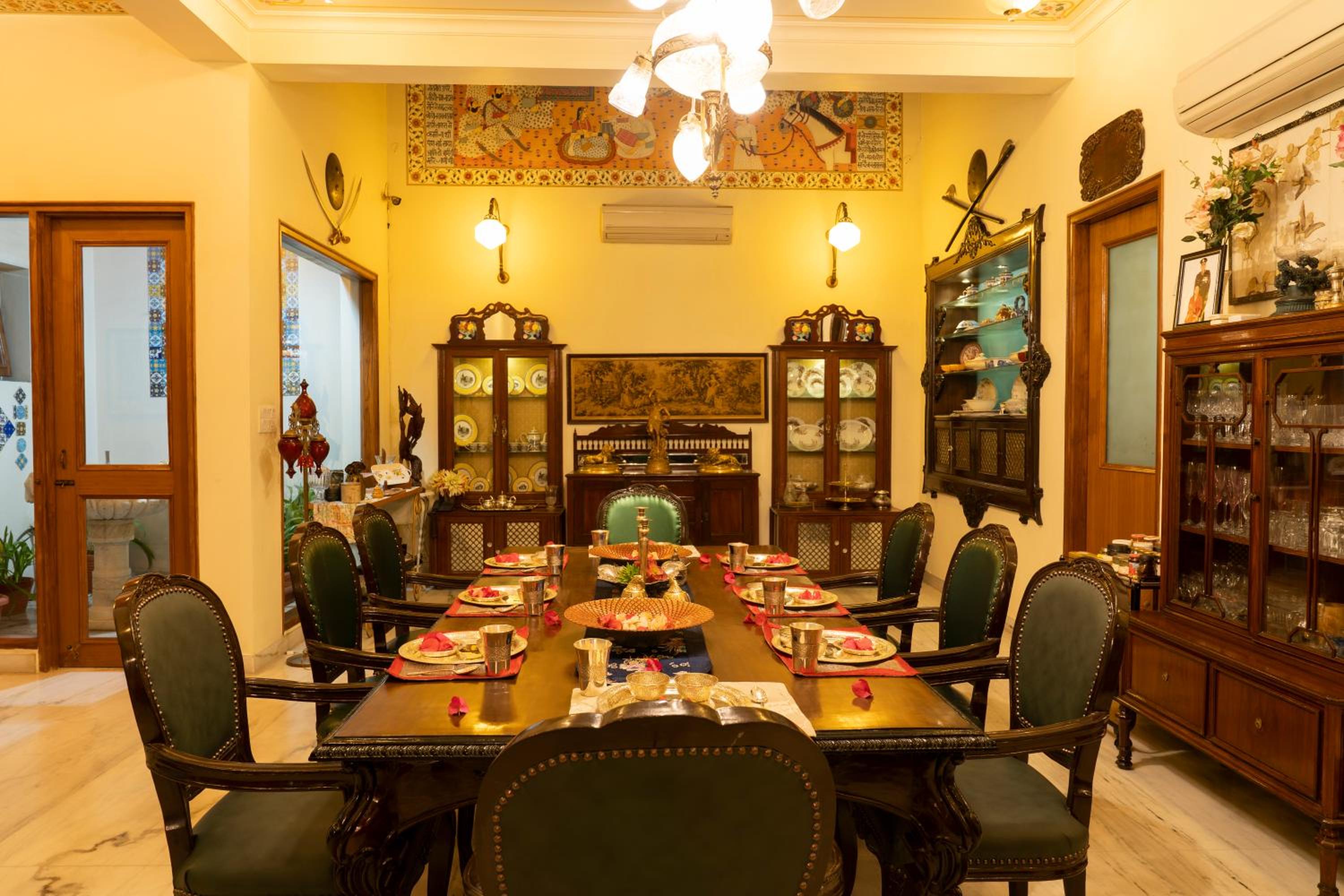 dining