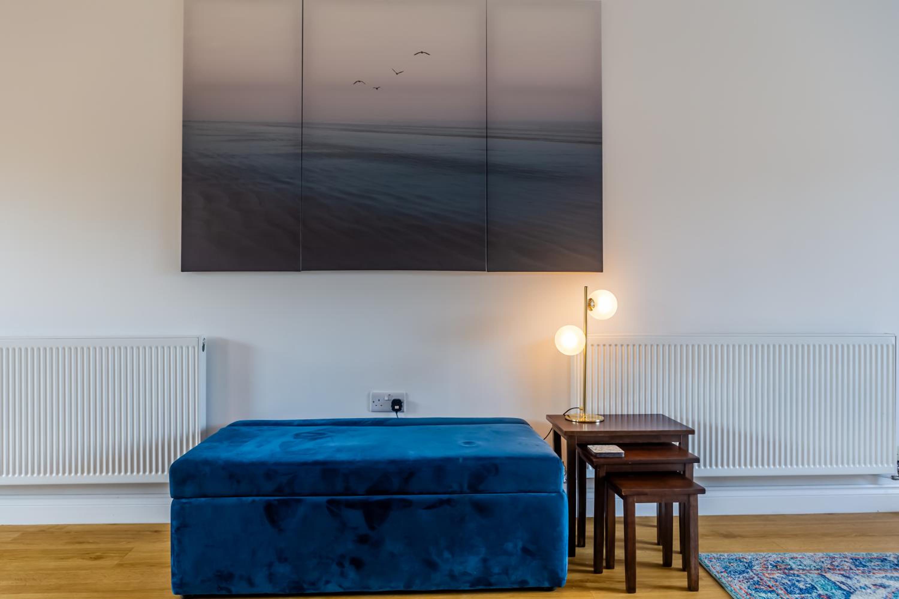 Stylish 3-bed Home with Garden view 3