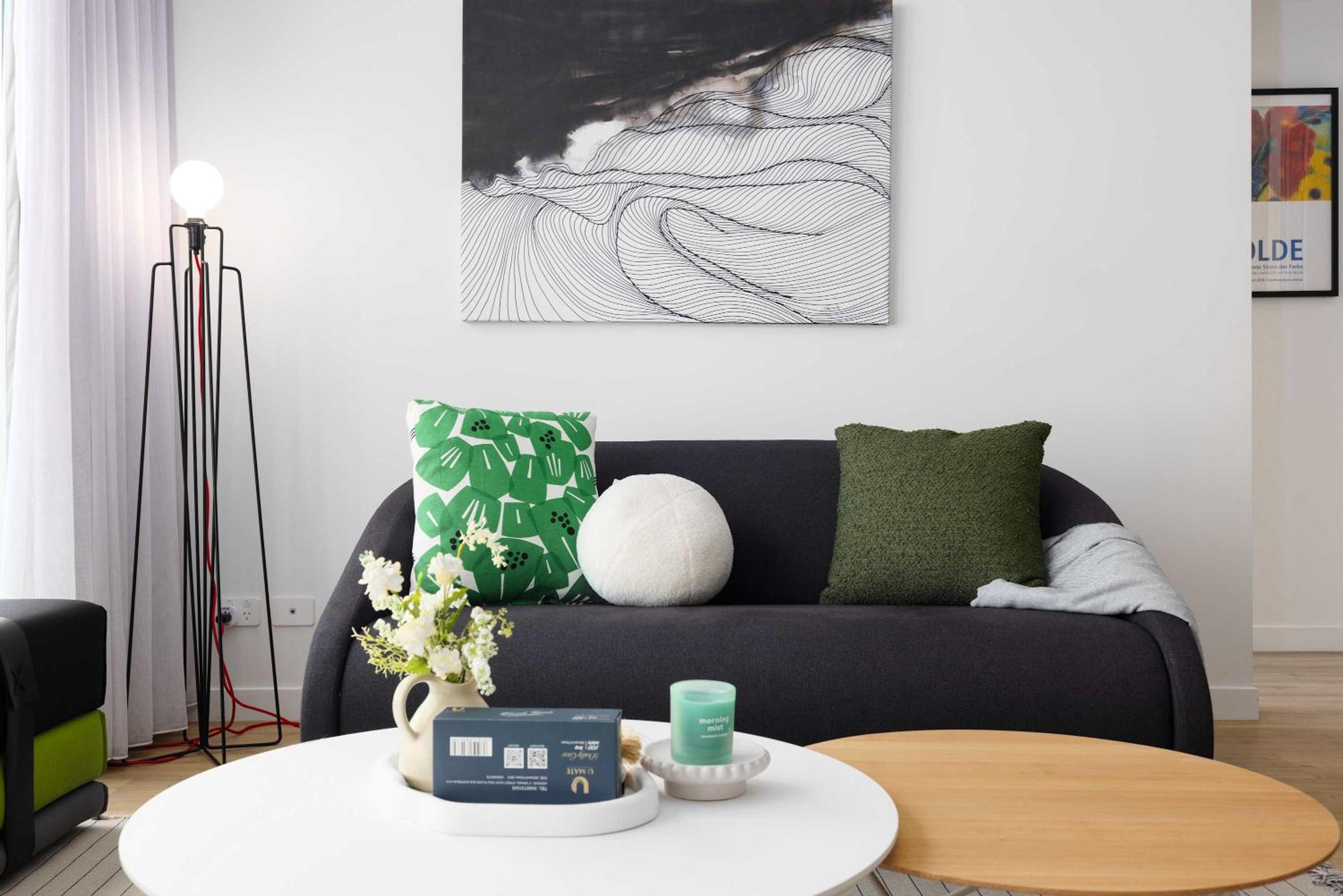 Luxury 1BR in Brisbane City River Firework View