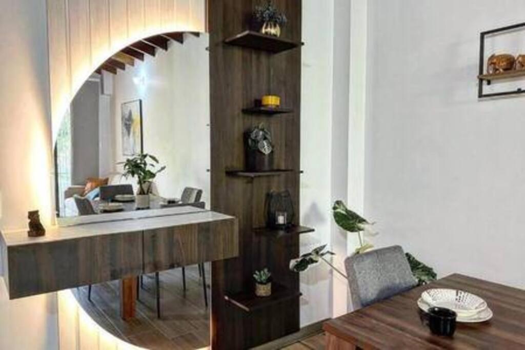 Apartamento con balcón y 2 dormitorios ARK301