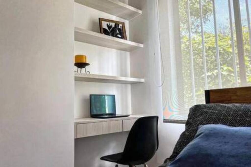 Apartamento con balcón y 2 dormitorios ARK301