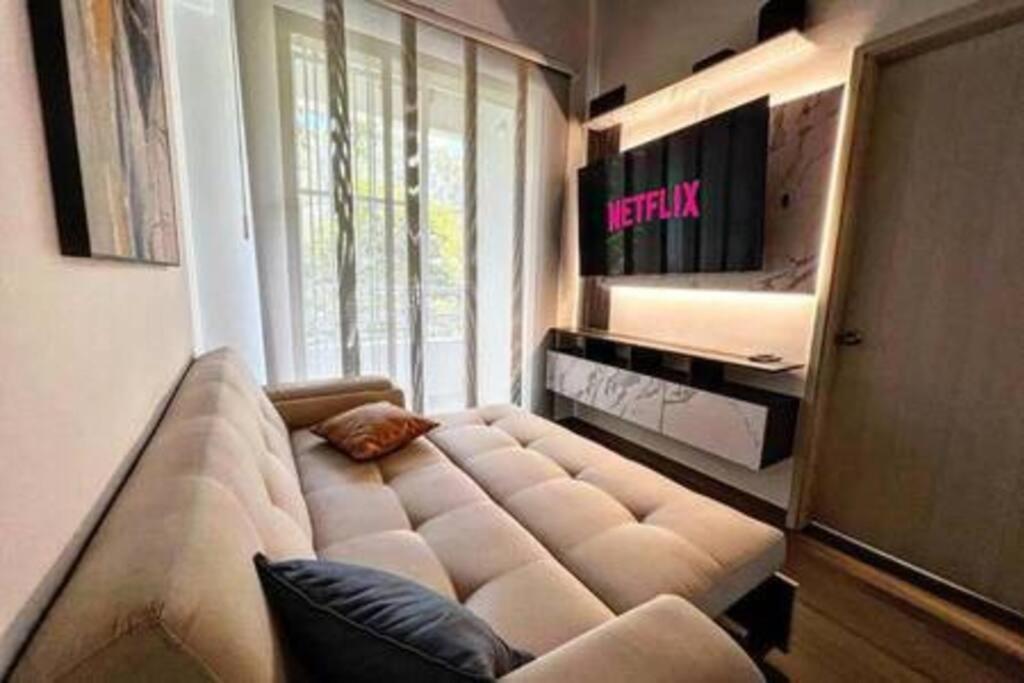 Apartamento con balcón y 2 dormitorios ARK301