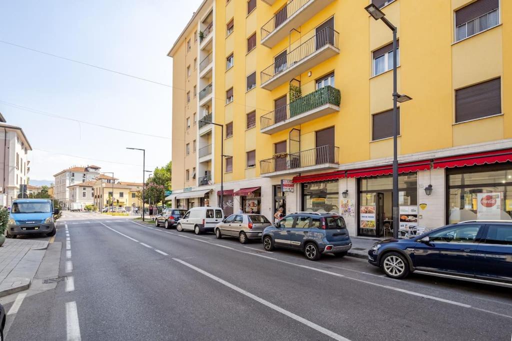 Stazione-Metro Luxury Apartment