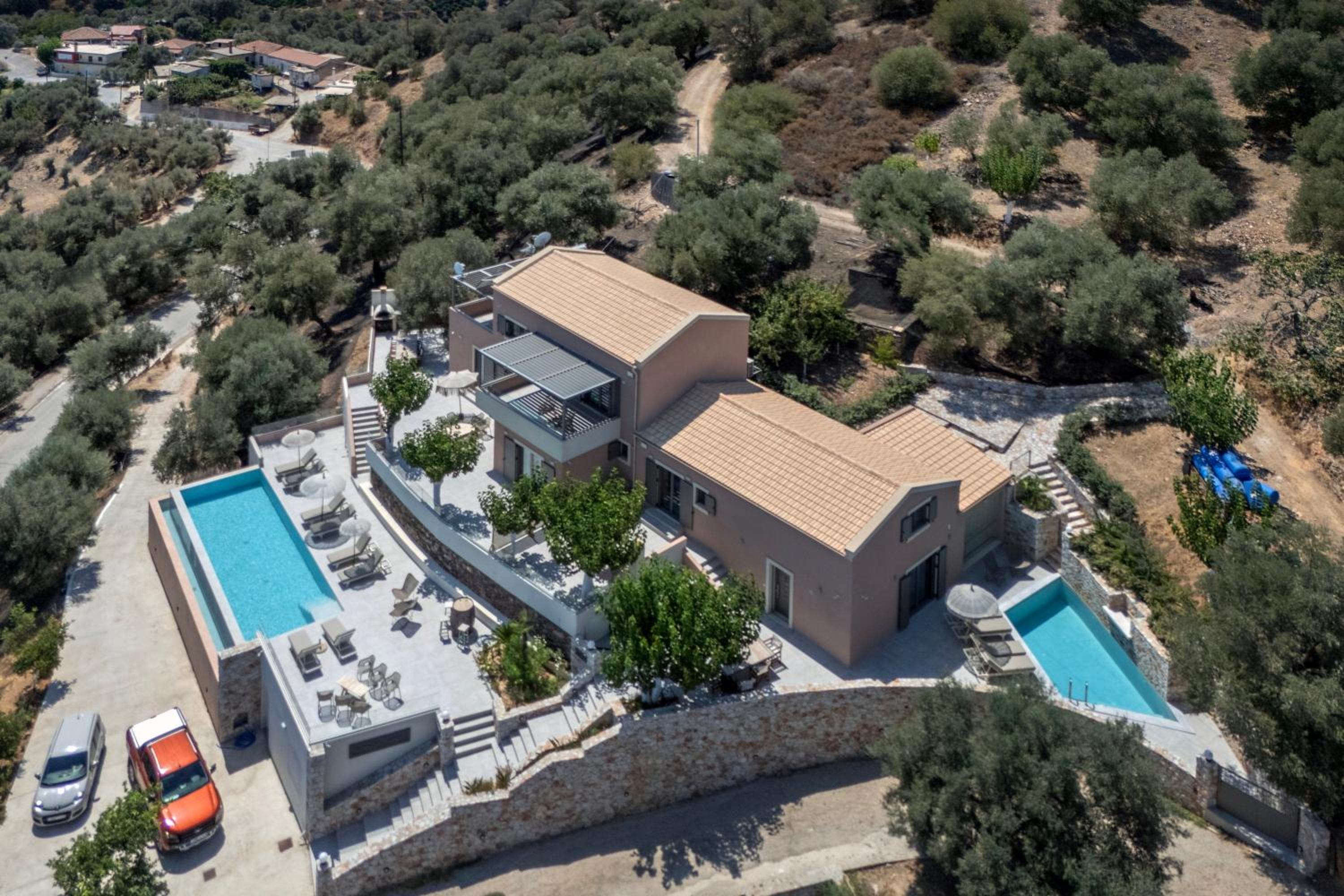 Alexandras's Mansion